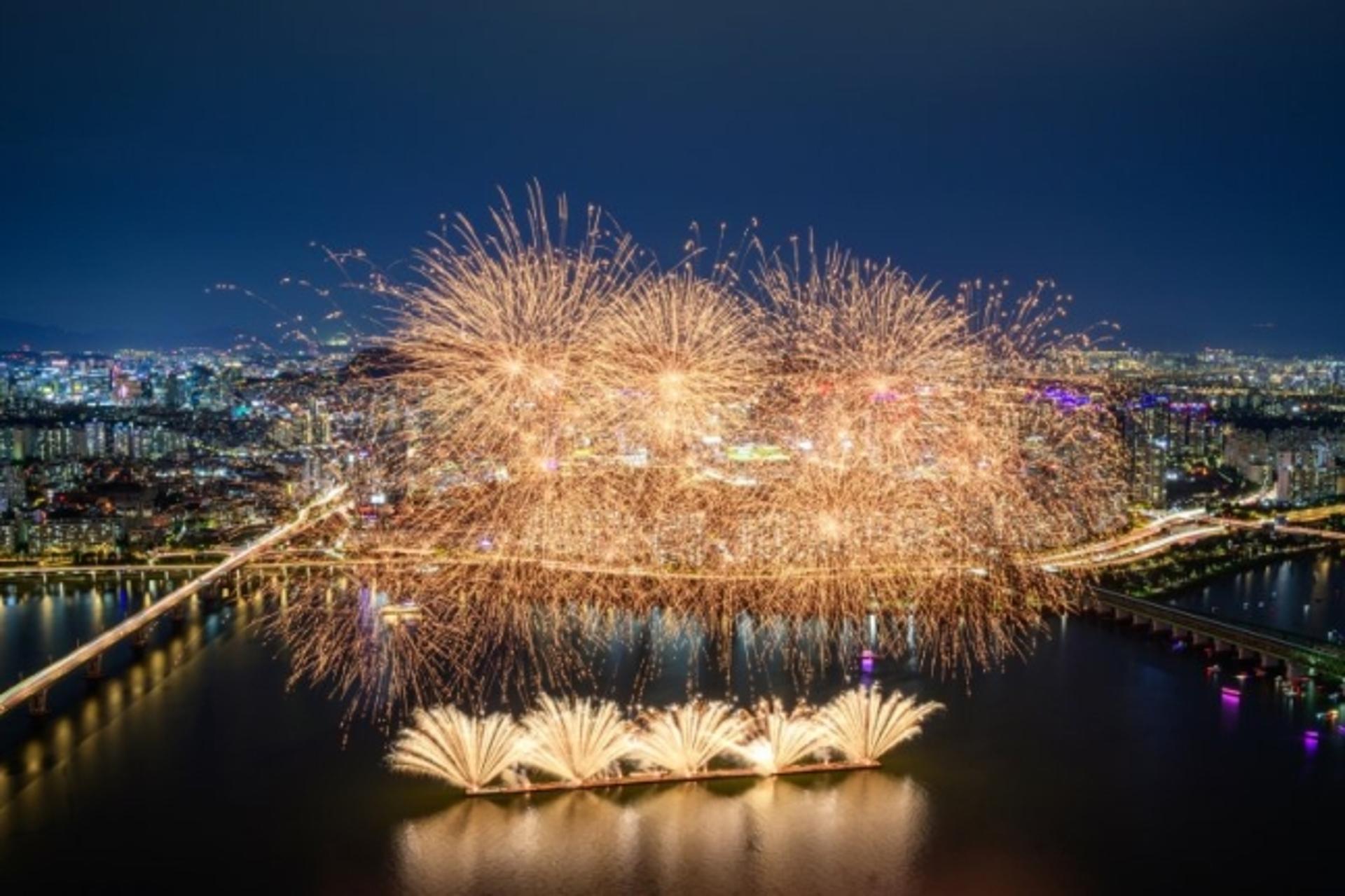 "107만명 몰린다"… 여의도 불꽃 축제, 안전 대책 어떻게