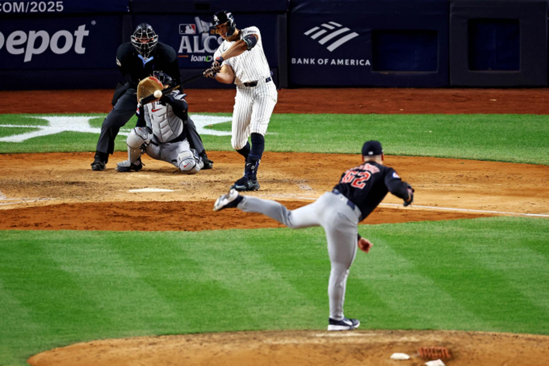 NYY, '볼넷·폭투 남발' CLE에 5-2 승리… ALCS 1차전 승리