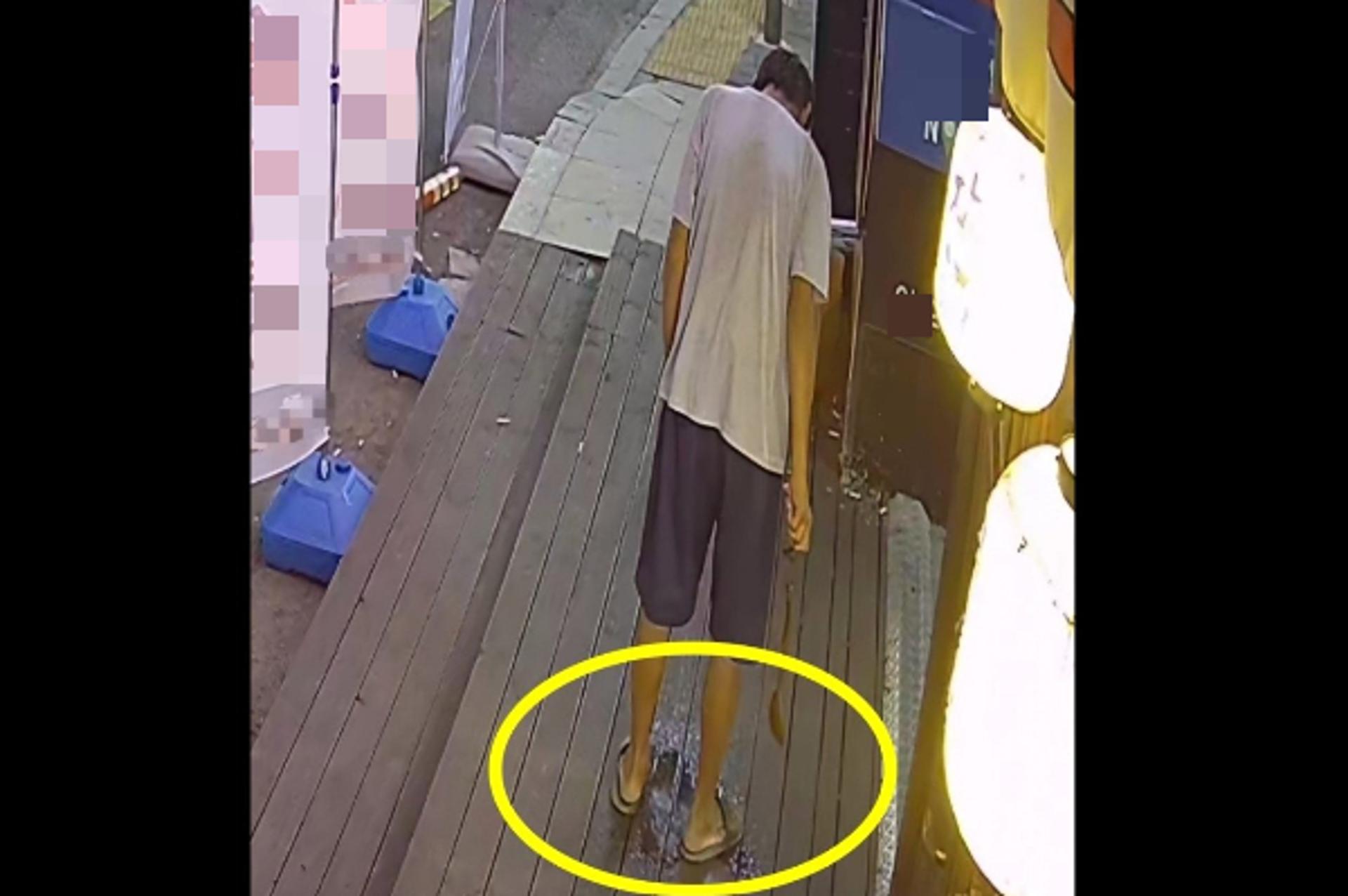 "얼마나 급했으면"… 가게 앞에서 바지 입고 소변 본 남성