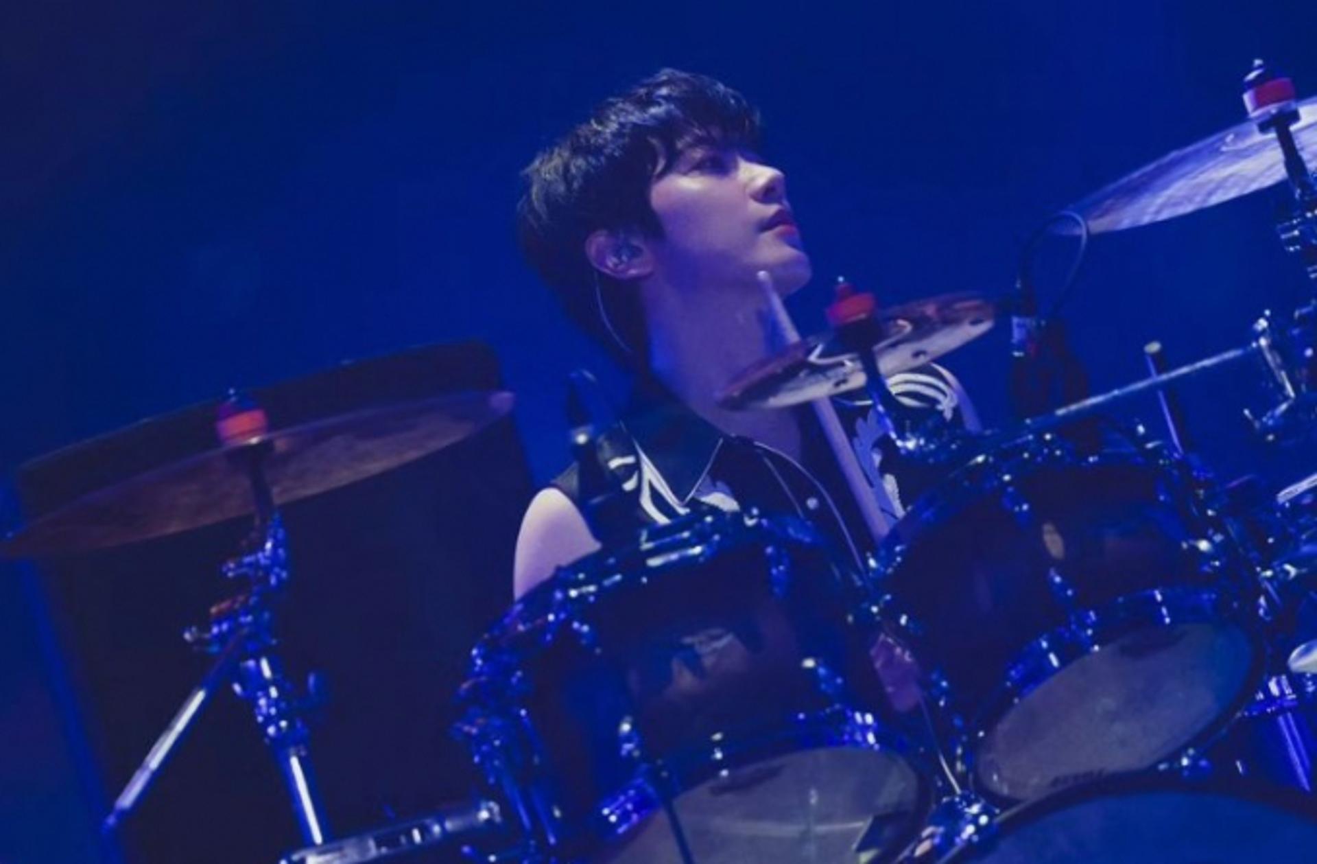 방송가, '성매매 의혹' 최민환 지우기 돌입