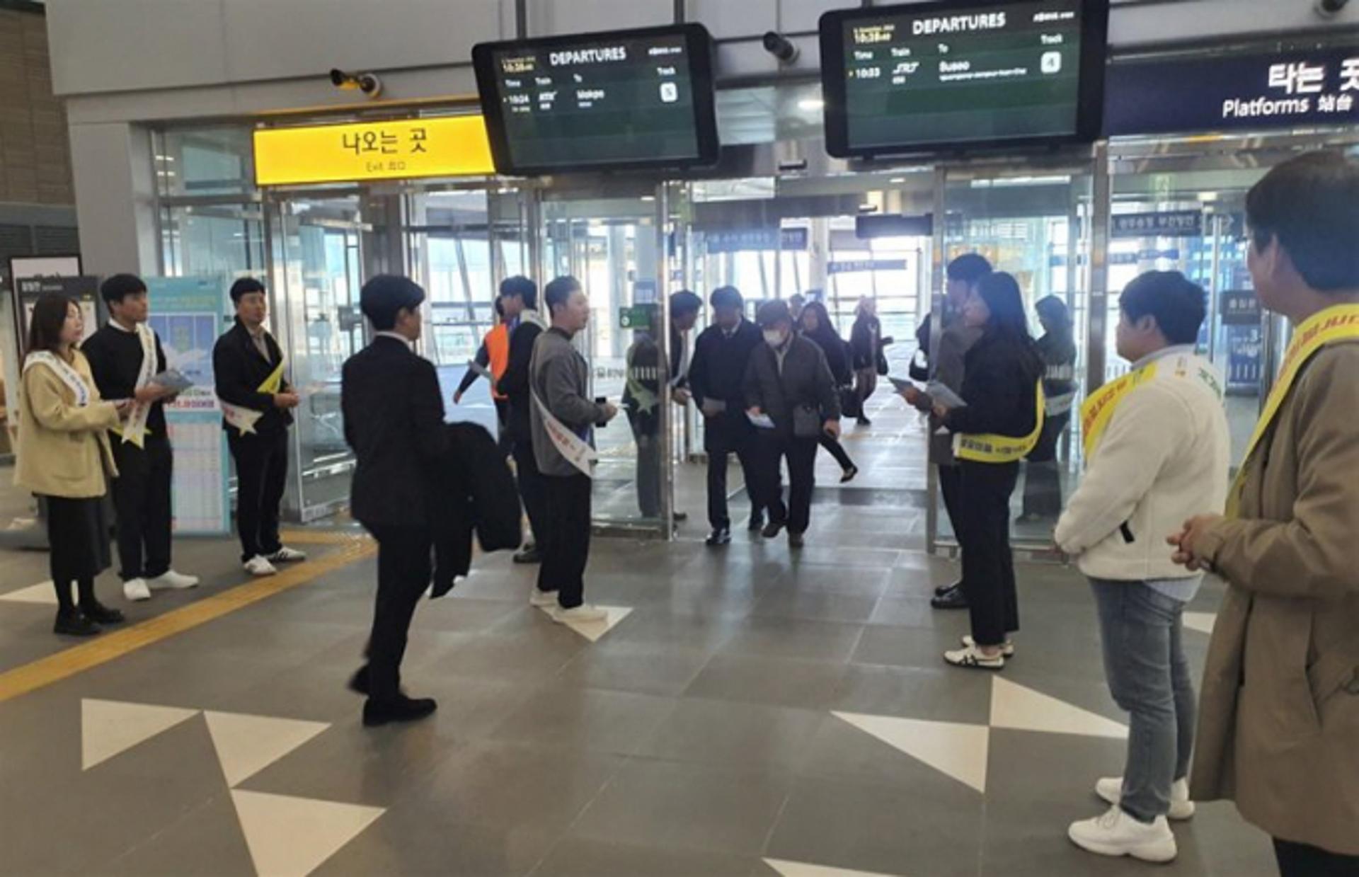 [오늘 전남] '무안국제공항 이용하세요' 홍보 총력