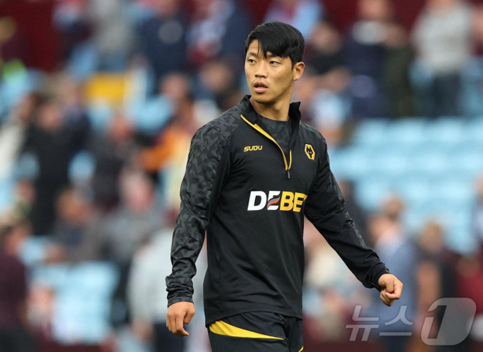 '과격 태클' 쓰러졌던 황희찬, 복귀… 울버햄튼, 풀럼 완파하고 2연승