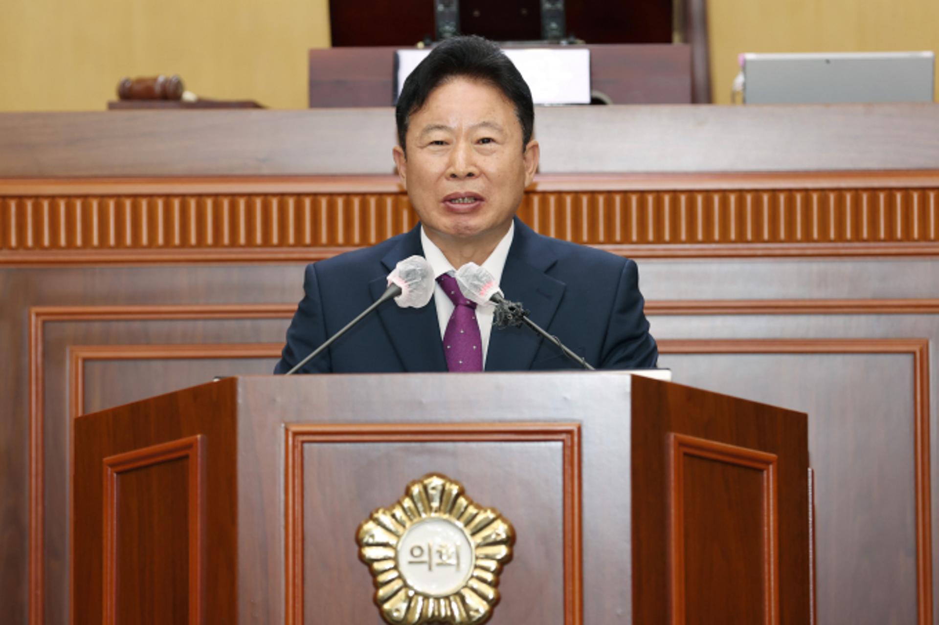 서태원 군수 "산업단지 조성 등 경제 활성화에 총력"