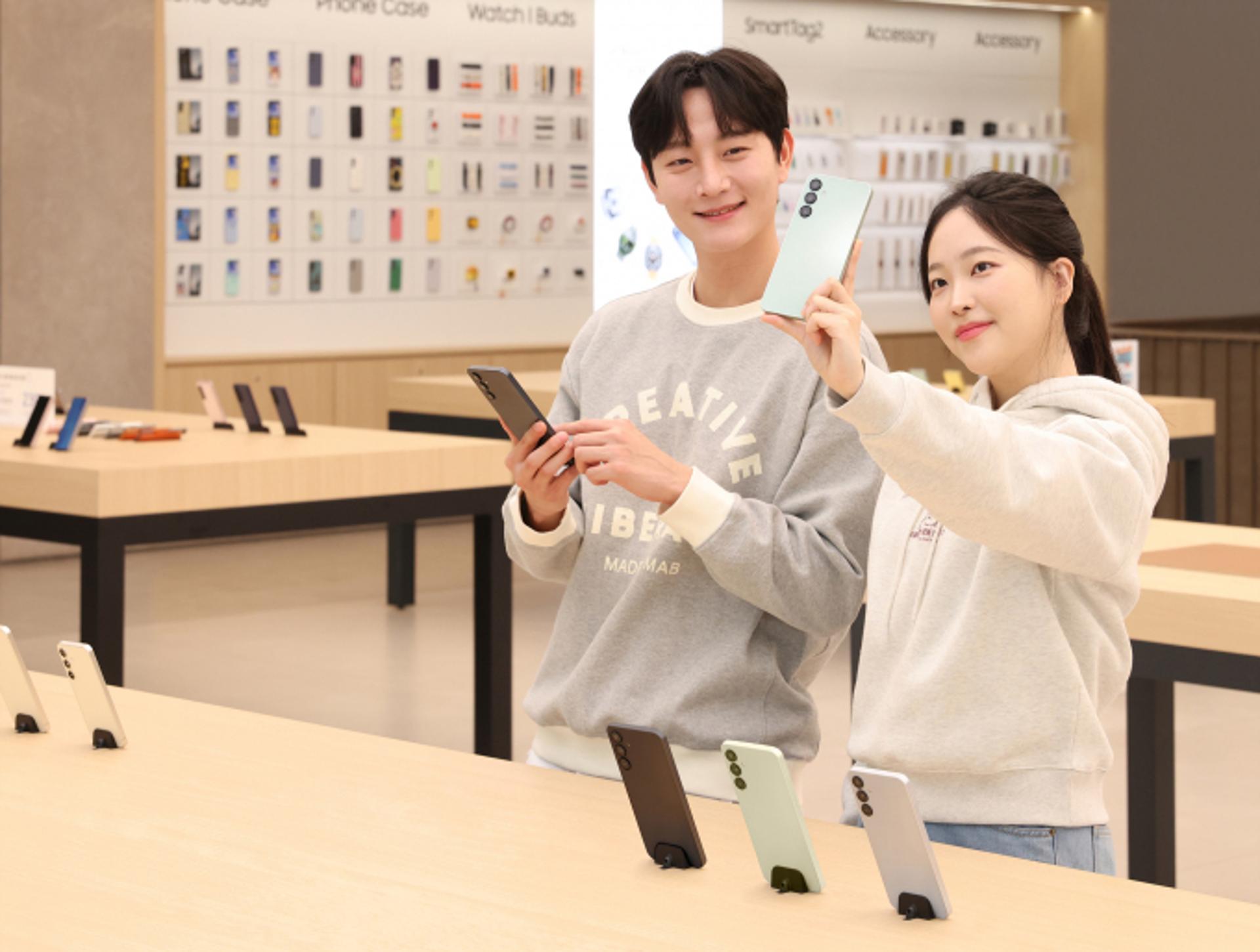 삼성전자, '30만원'대 가성비 스마트폰 신작 국내 출시
