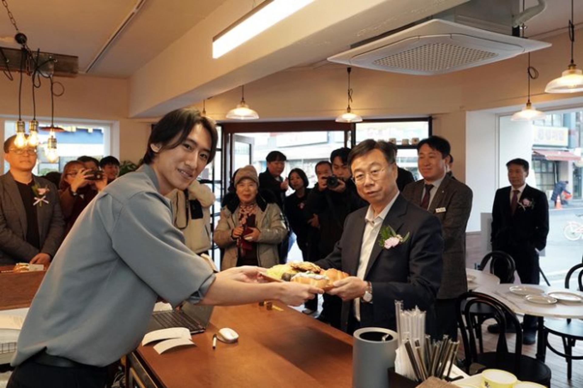[성남소식] 소규모 점포 청년창업 지원 1호점 개업