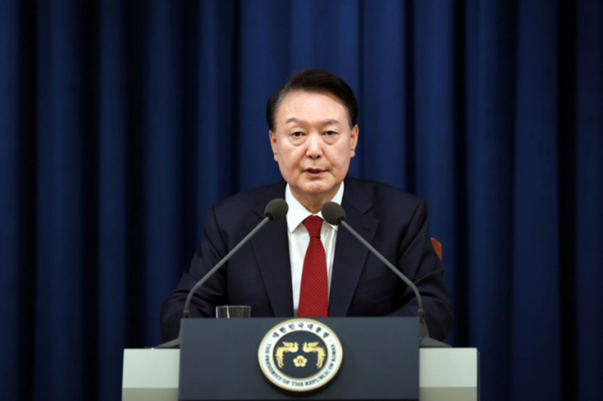 [계엄사태 후폭풍] AI 비서에게 '비상계엄'에 대해 물었더니.....