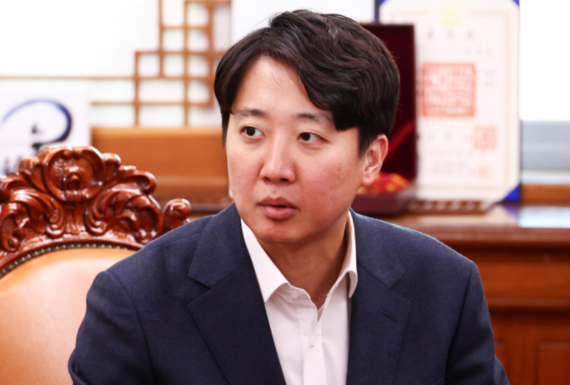 이준석, 국민의힘에 경고… "담화에 호응하면 광신도 꼴"(상보)
