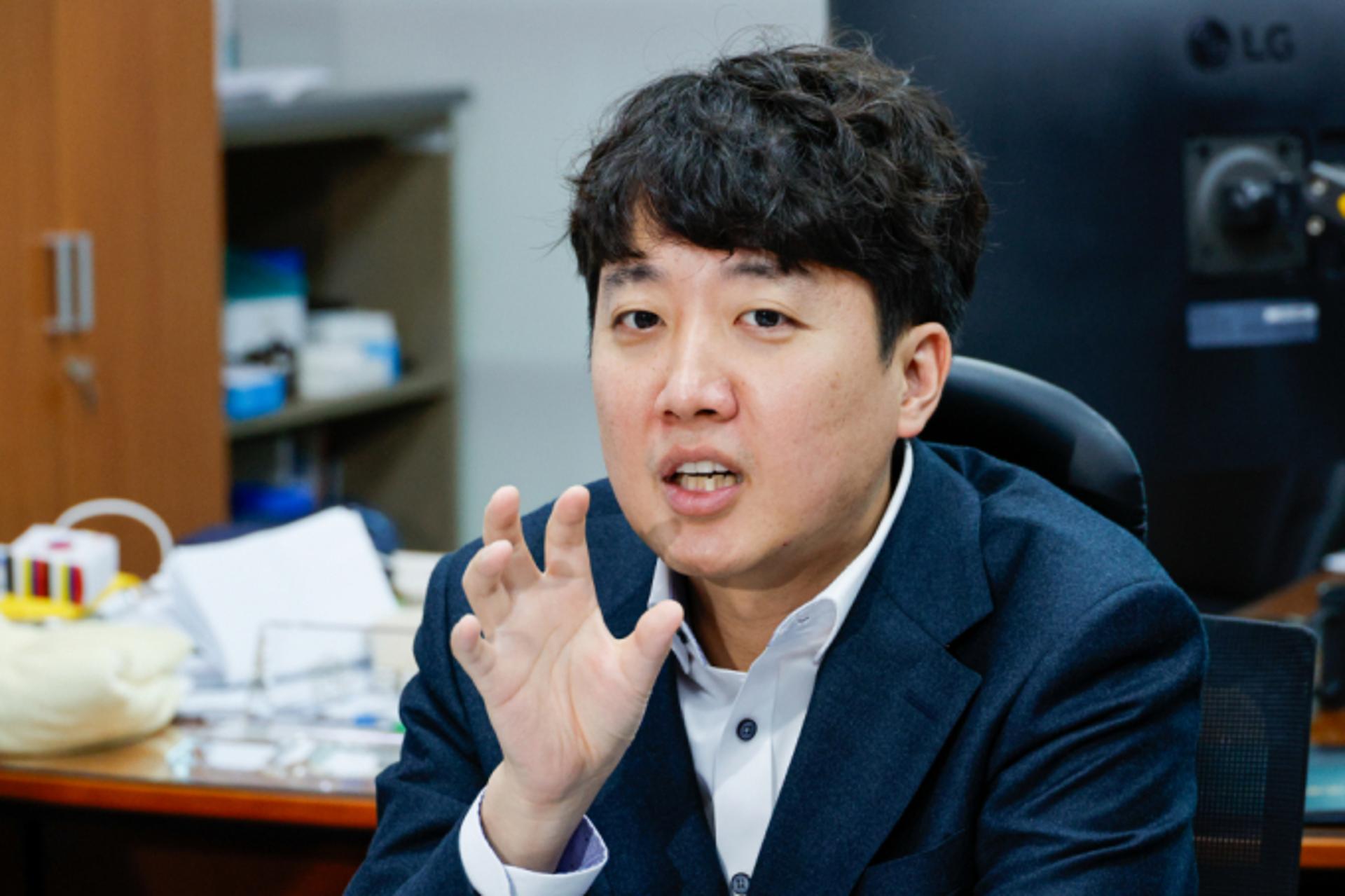 이준석 "한동훈 딱하다, 소통령 행세하고 싶어 안달"