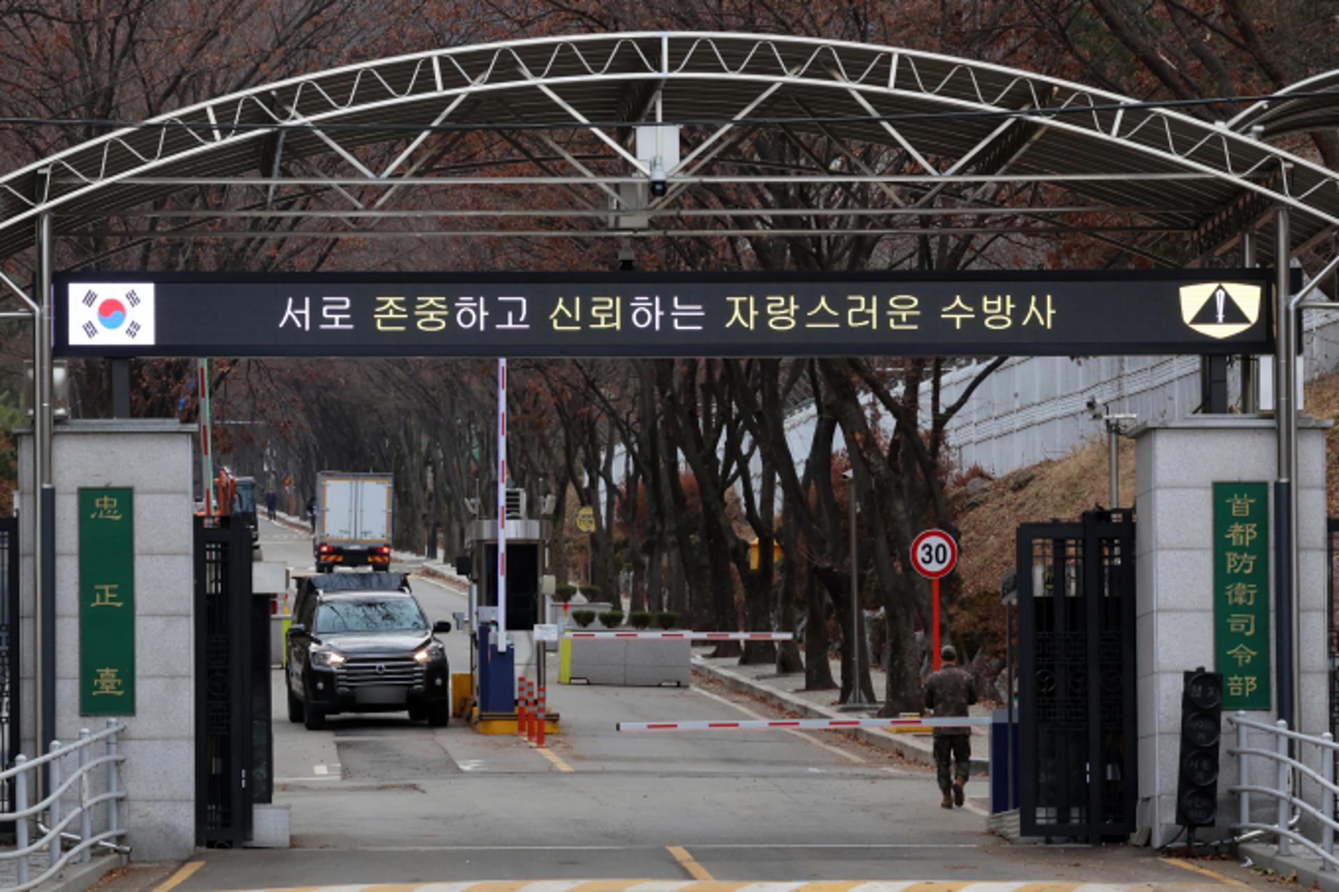 검찰 특수본, '내란 혐의' 이진우 전 수방사령관 체포(상보)