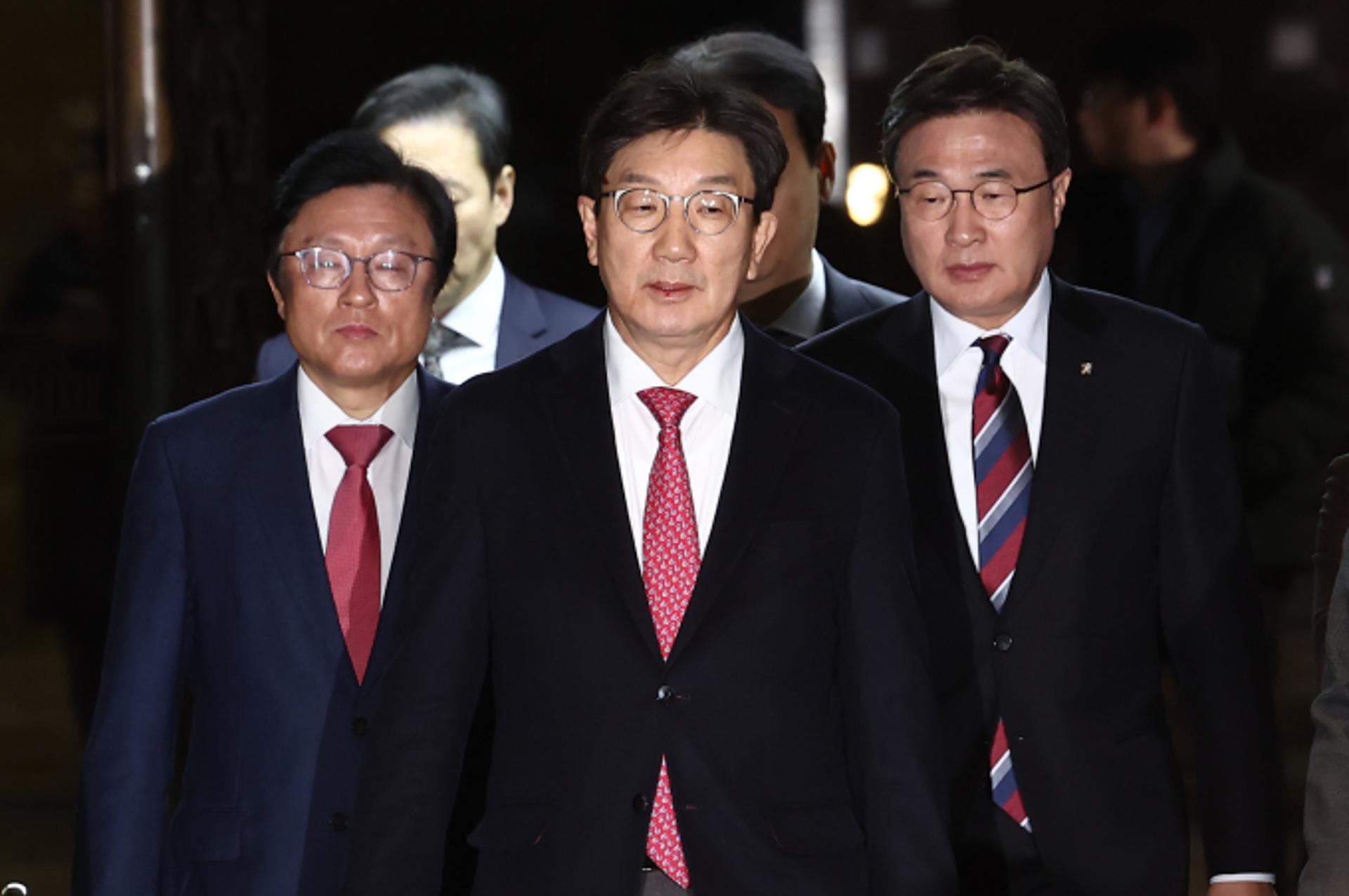 국민의힘 "비대위 인선 결정 아직… 18일 의총 열고 의견 들을 것"