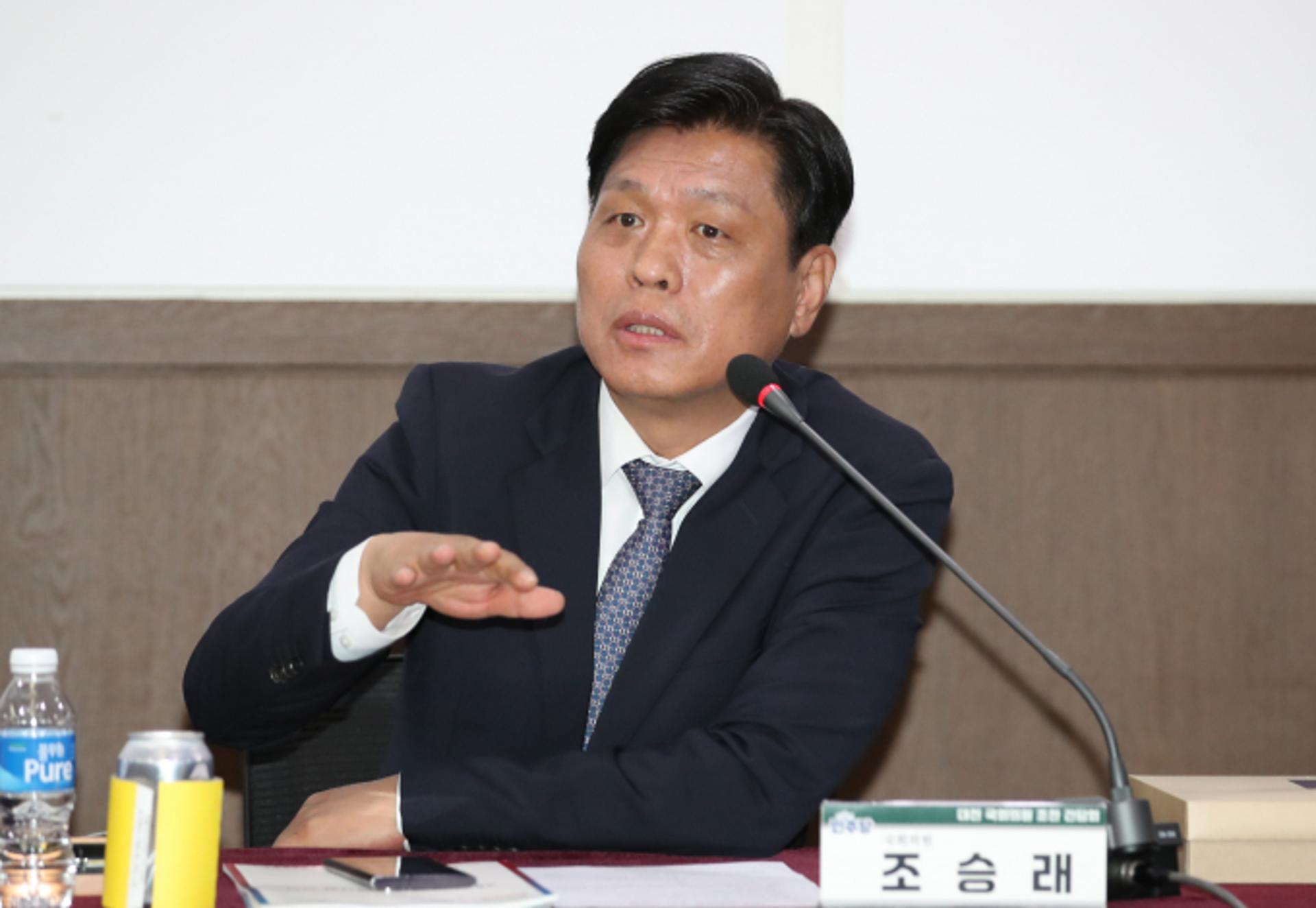 민주당, 한 총리 거부권 행사에… 비공개 최고위원회의 소집