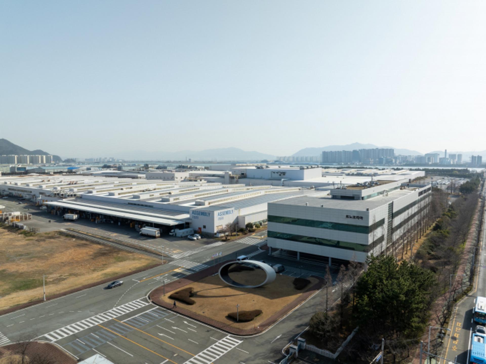 르노코리아 부산공장서 '전기차' 만든다… 1월 설비 업그레이드 예정