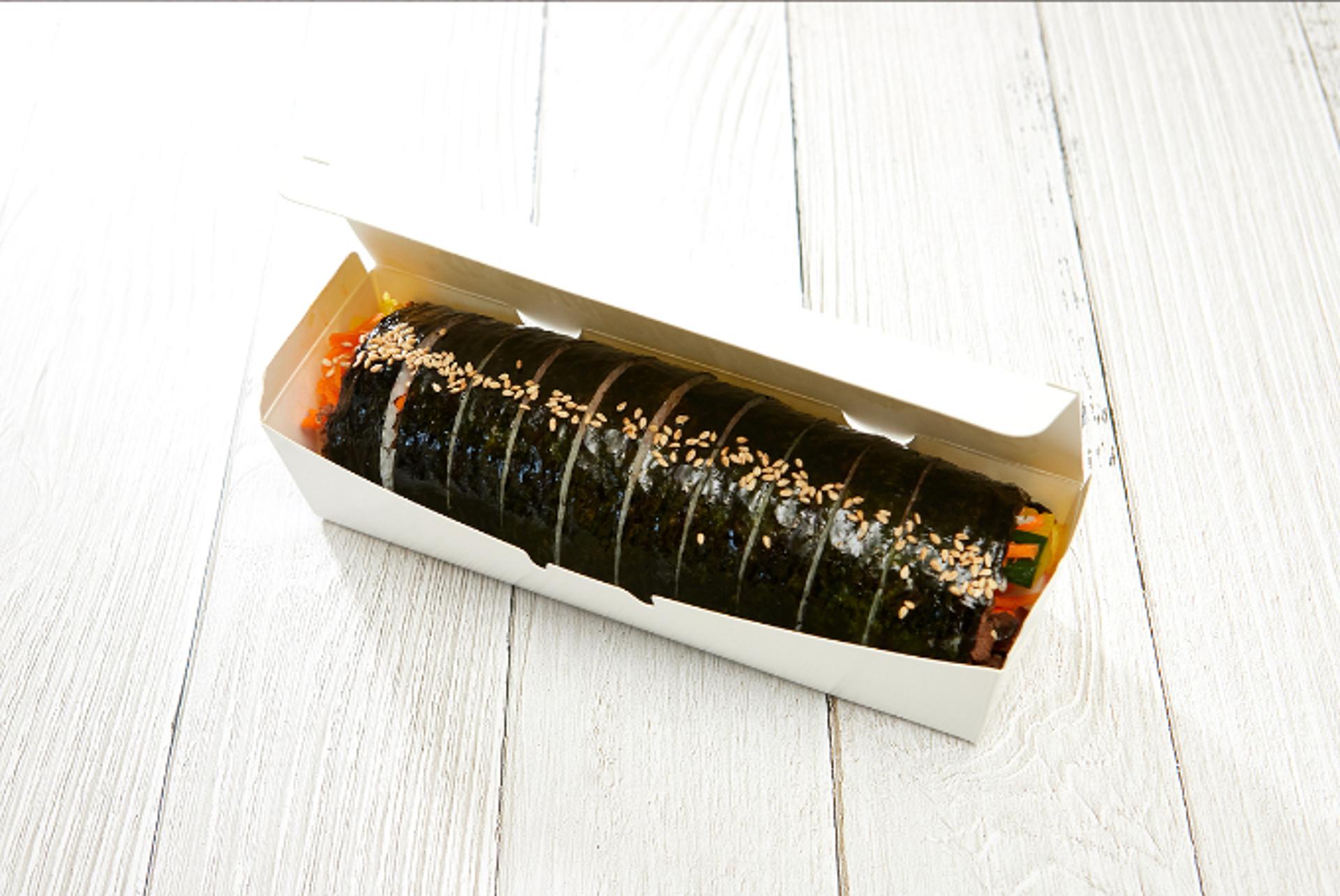 "배고파서" 편의점 직원 위협해 김밥 훔친 20대… 집행유예