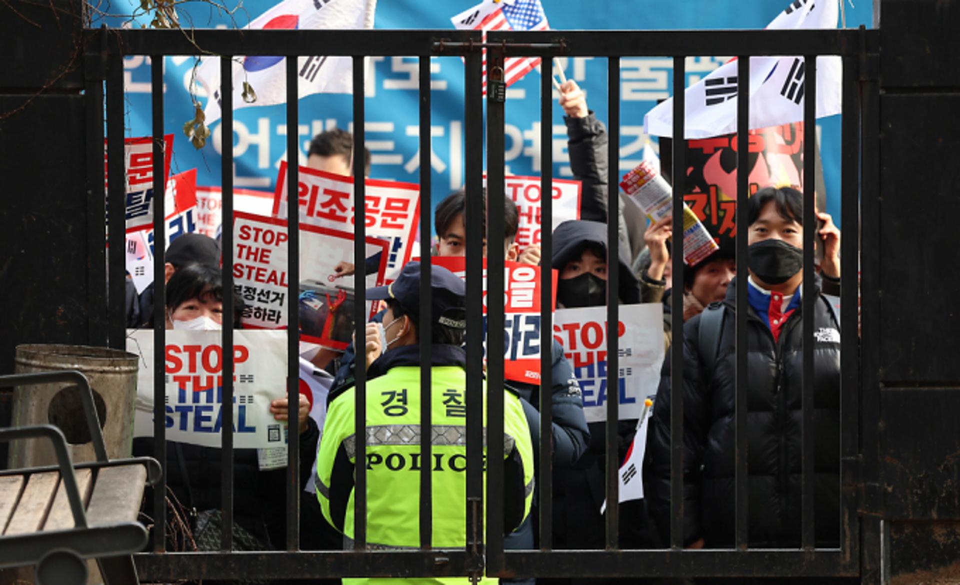 서부지법 폭동 사태에 JTBC 기자 가담?… "가짜뉴스"
