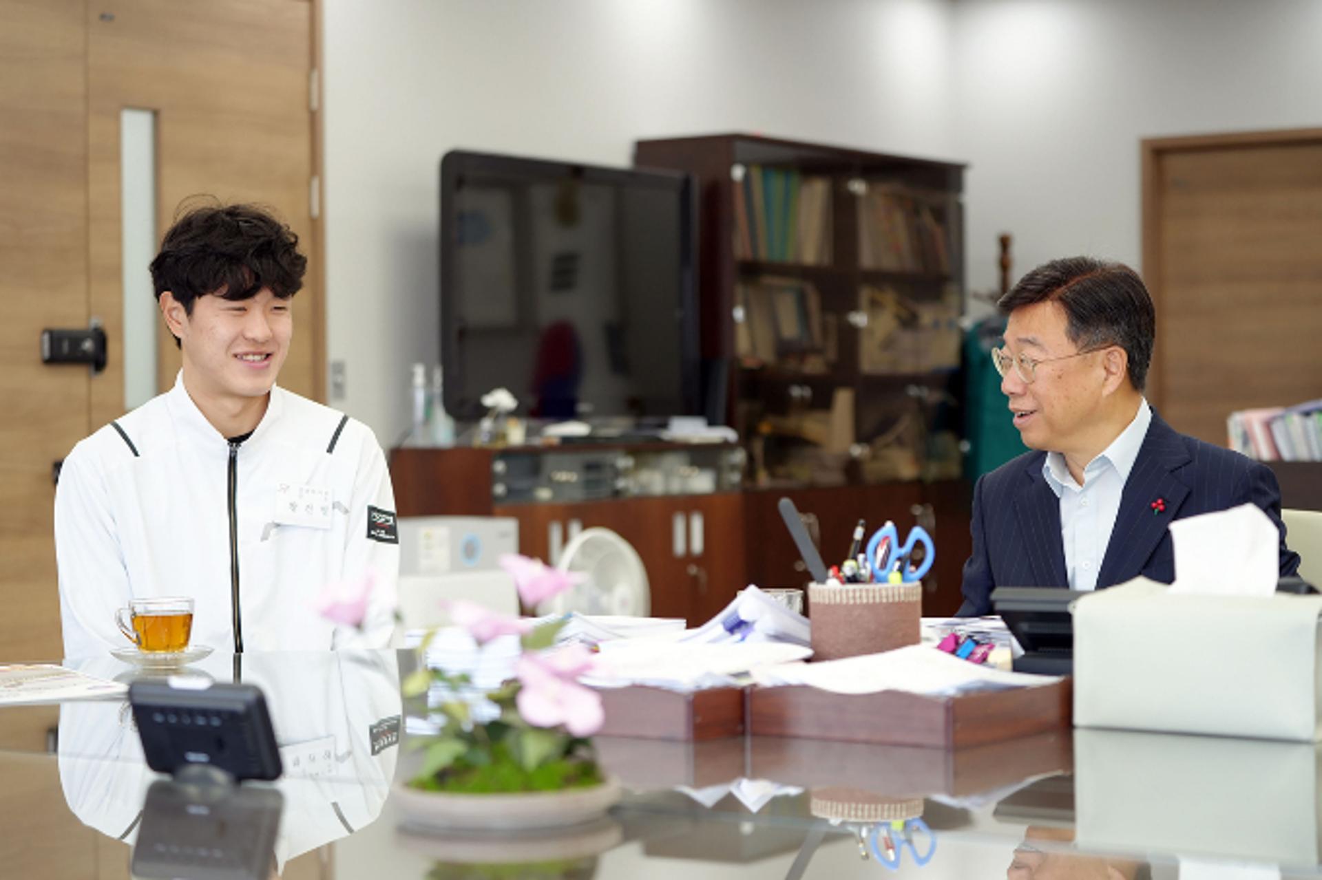 자립준비청년, 필드하키선수 꿈 이뤘다
