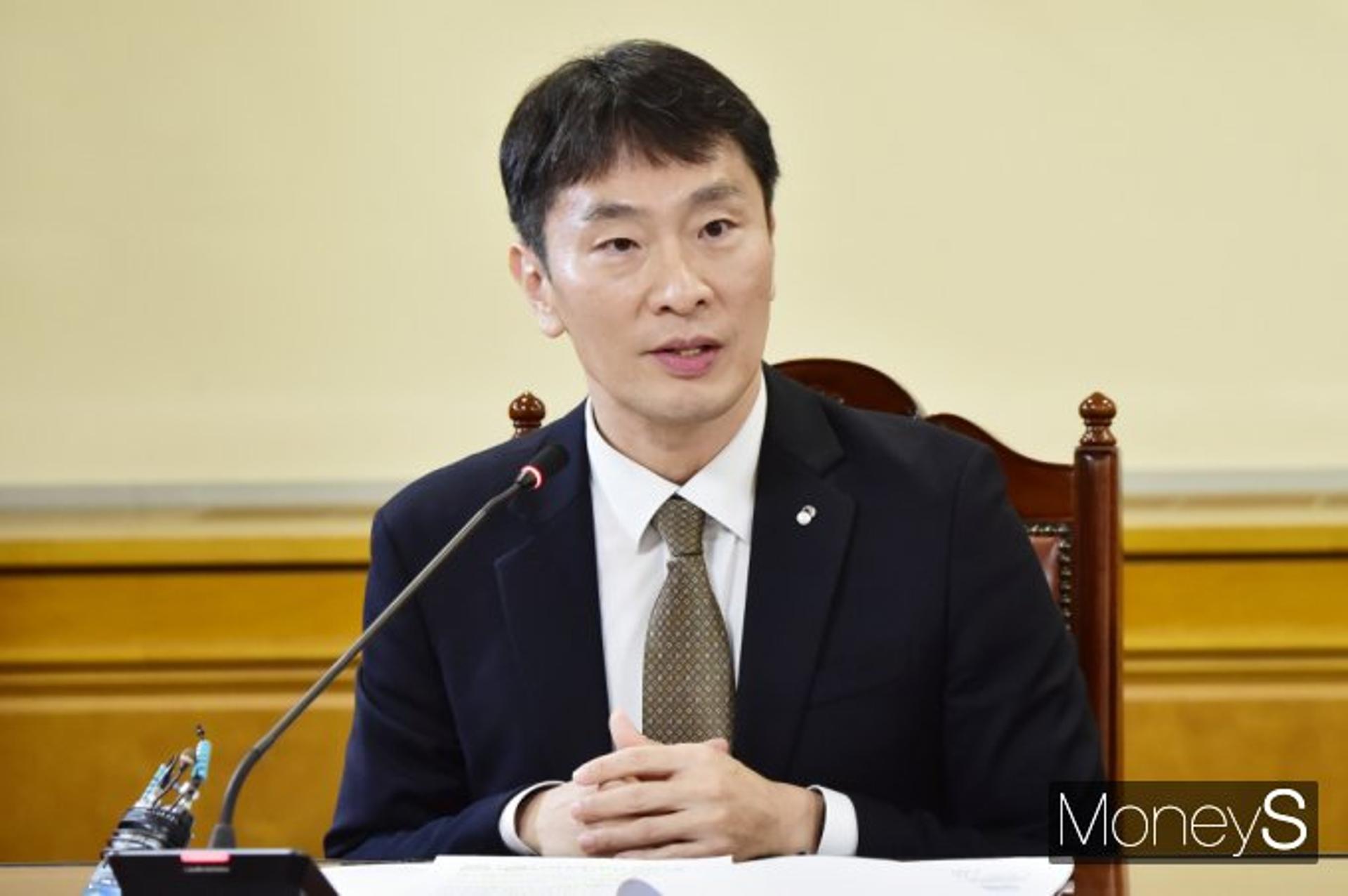 이복현, 내달 우리금융 검사 결과 직접 발표… 보험사 인수 제동 걸리나