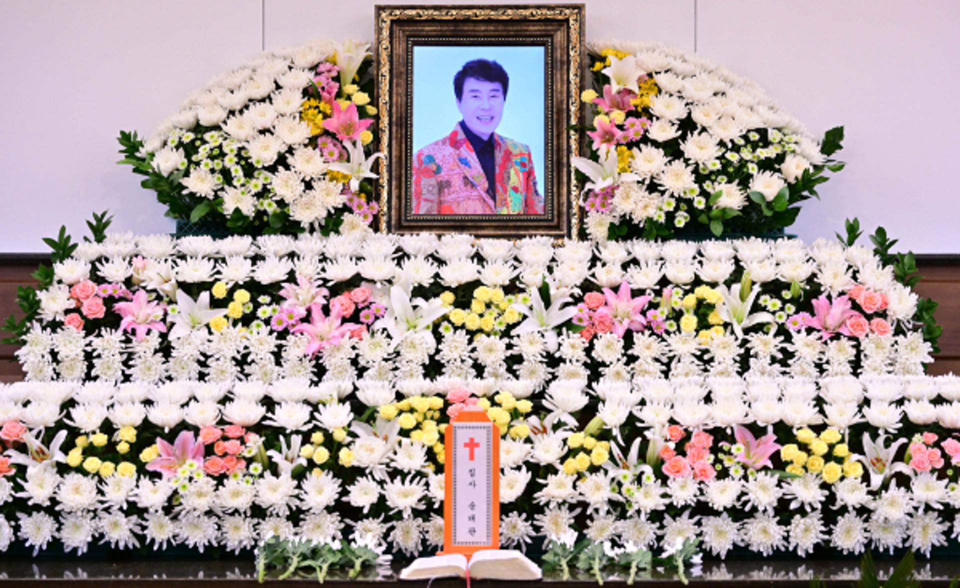 송대관 장례, 대한가수협회장으로… 공동장례위원장에 태진아
