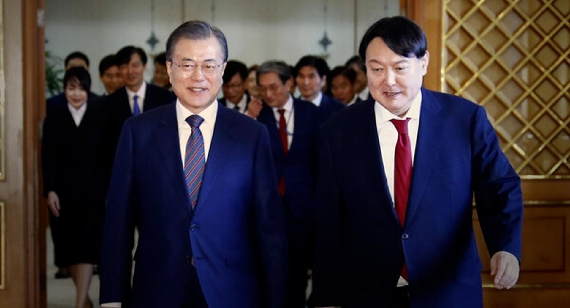 문재인 전 대통령 "검찰총장 윤석열 선택 후회, 내 책임 제일 커"