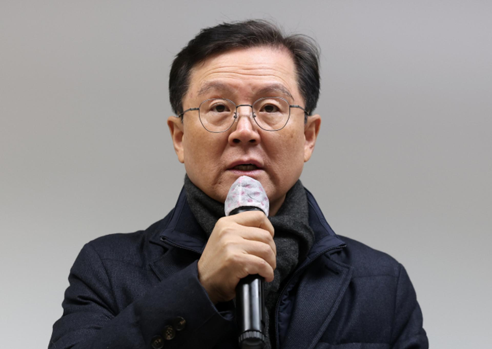 대통령 측 "중앙지법 압수수색·통신영장 기각… 공수처 고발할 것"