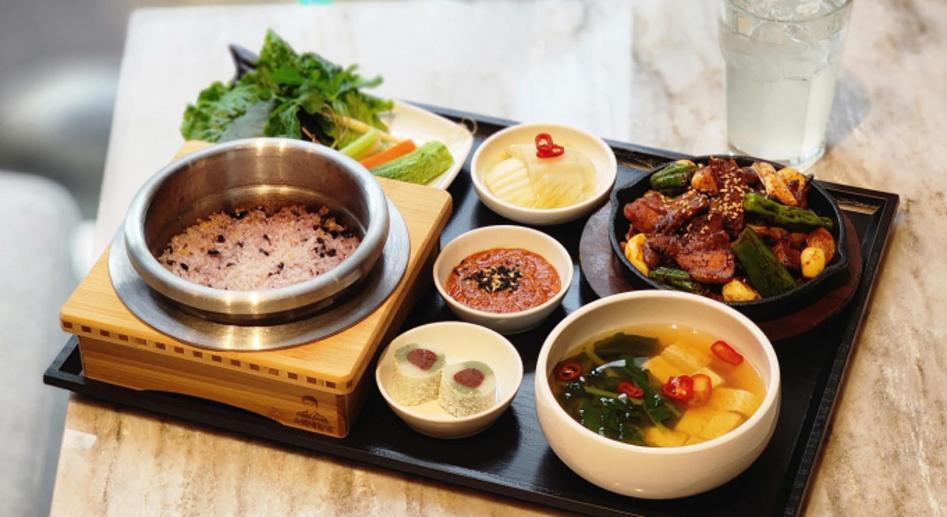 아침 식사도 서비스… 새 아파트 인기몰이