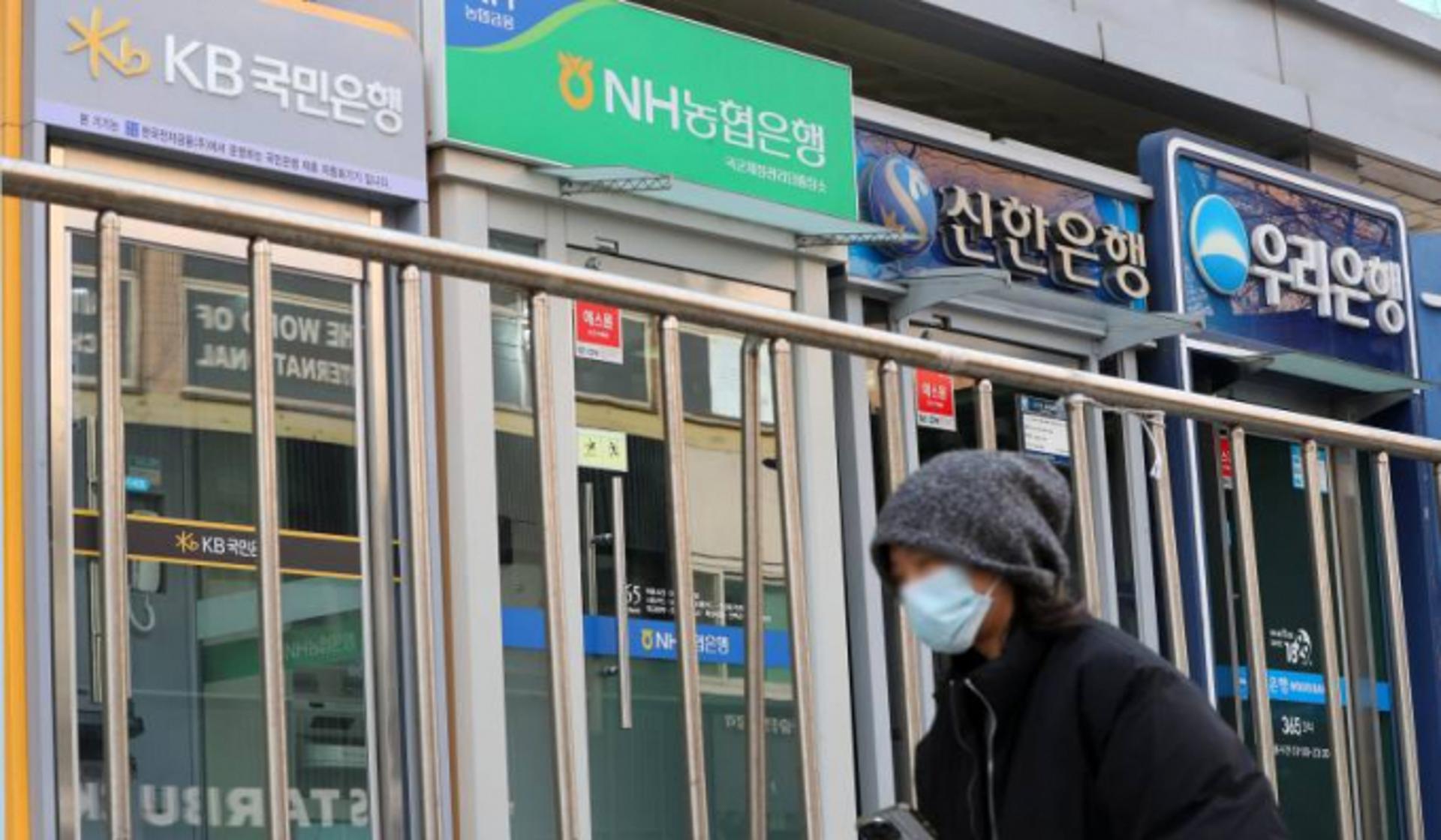 은행 예금금리 4개월 연속 하락… 주담대 금리 0.02%p 나홀로 상승