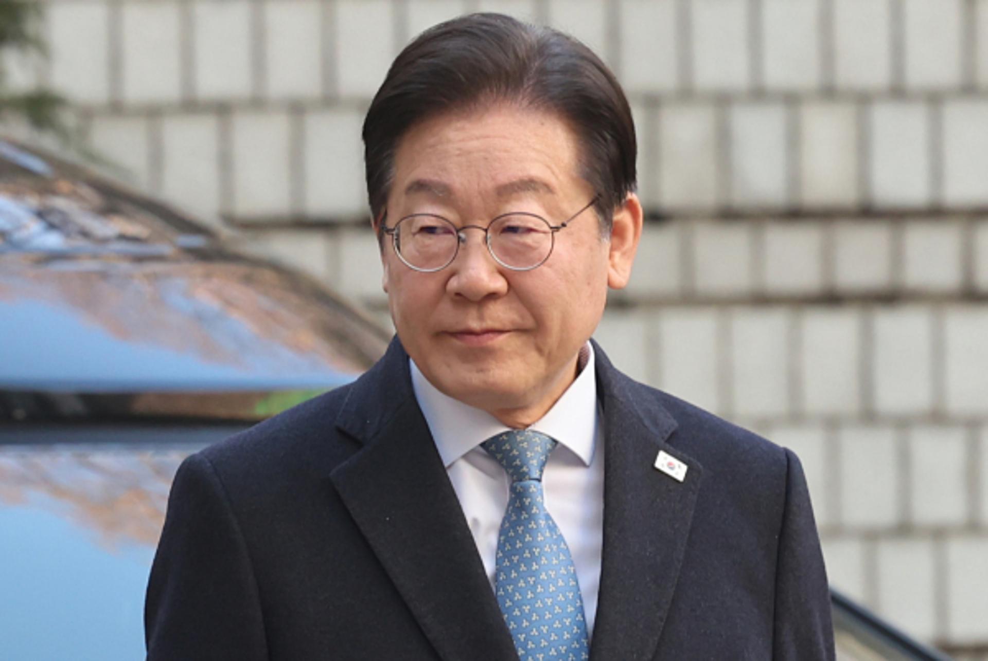 보수 '헌재 폭력 사태' 예고… 이재명 "역사에 죄짓지 마" 경고