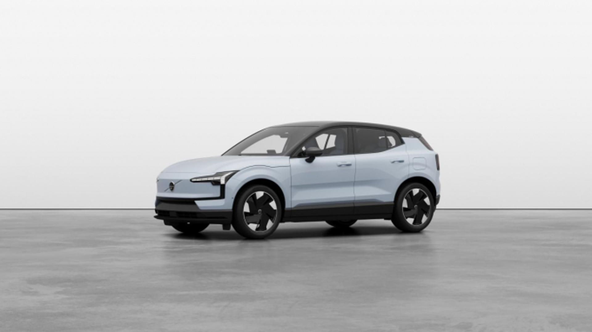 운전하는 재미 가득한 후륜 전기 SUV '볼보 EX30'