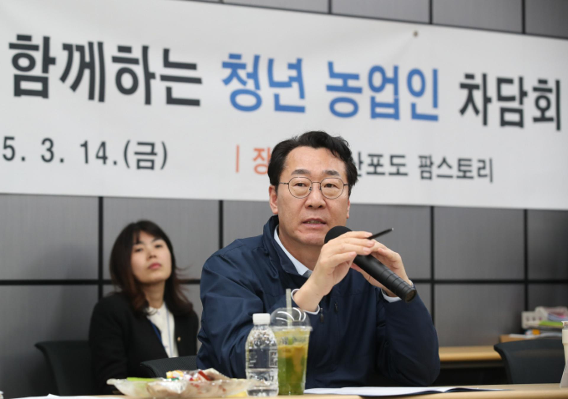 [동정] 정명근 화성시장, 청년 농업인과 차담회