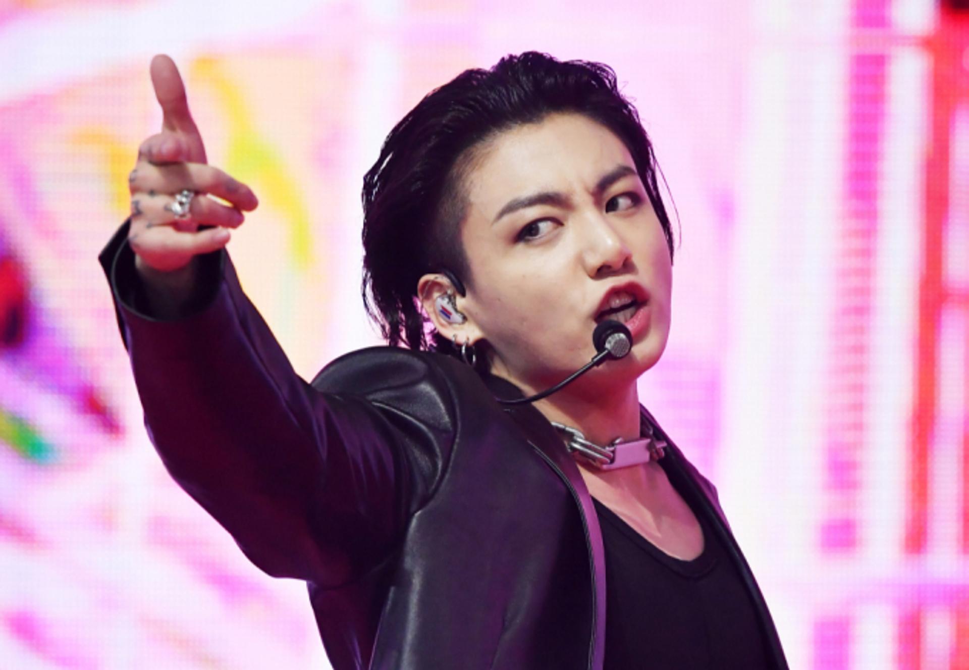 무려 '83억'… BTS 정국, 군 복무 중 하이브 주식 탈취 당했다