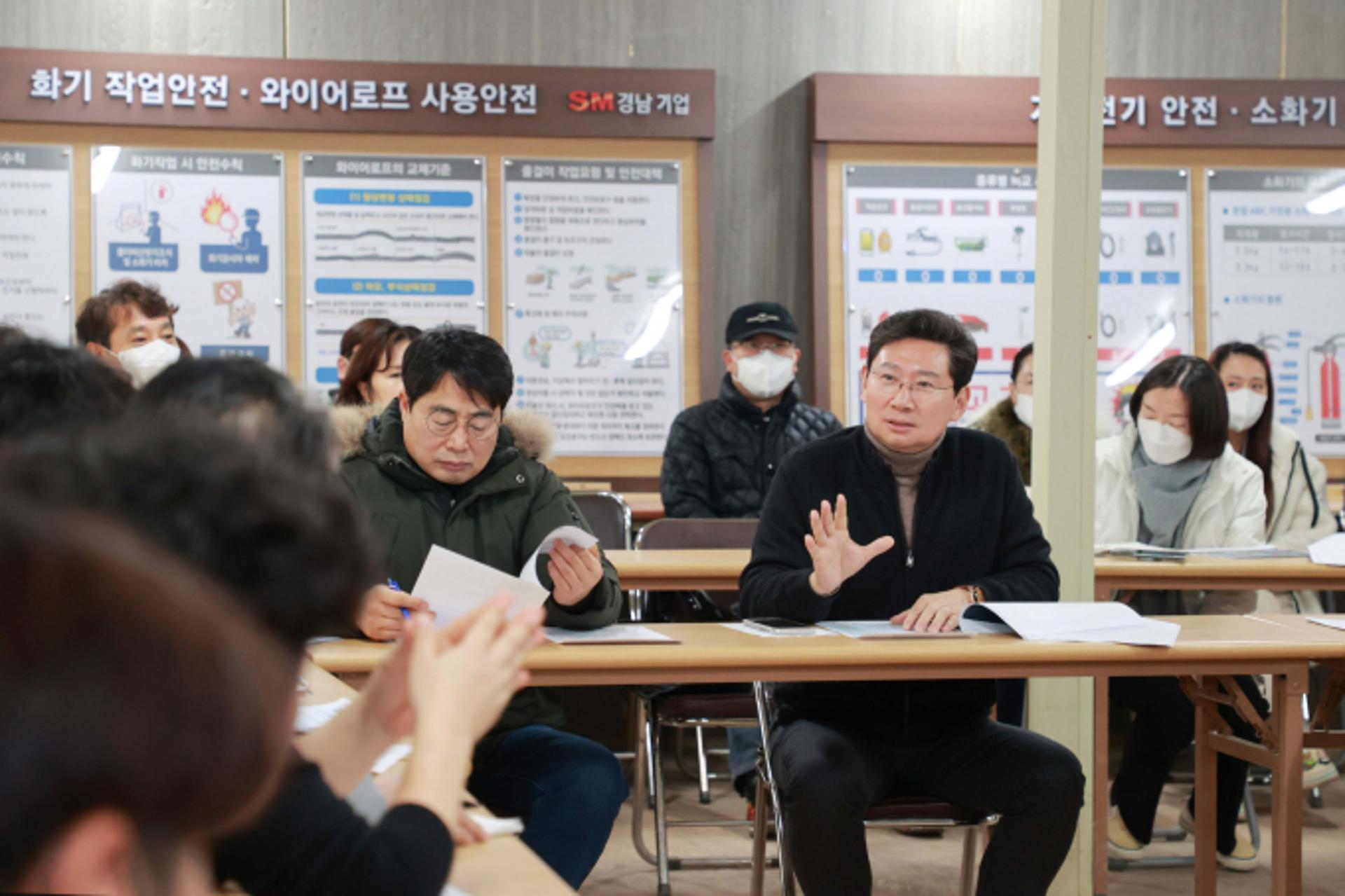 이상일 용인시장, 경남아너스빌 중도금 대출 연장 합의 이끌어