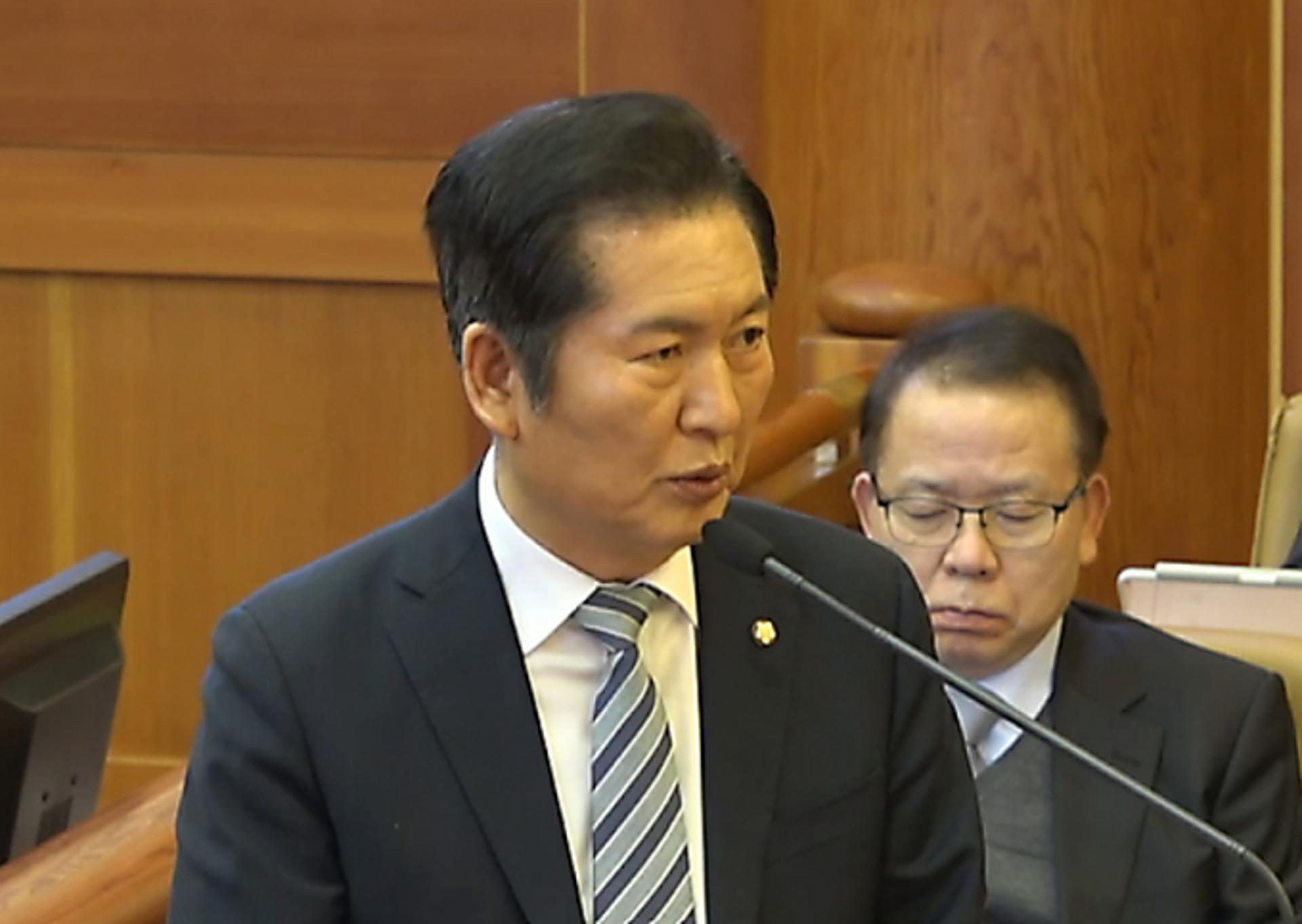 임박한 심판의 시간… 정청래 "윤석열, 만장일치 파면돼야"