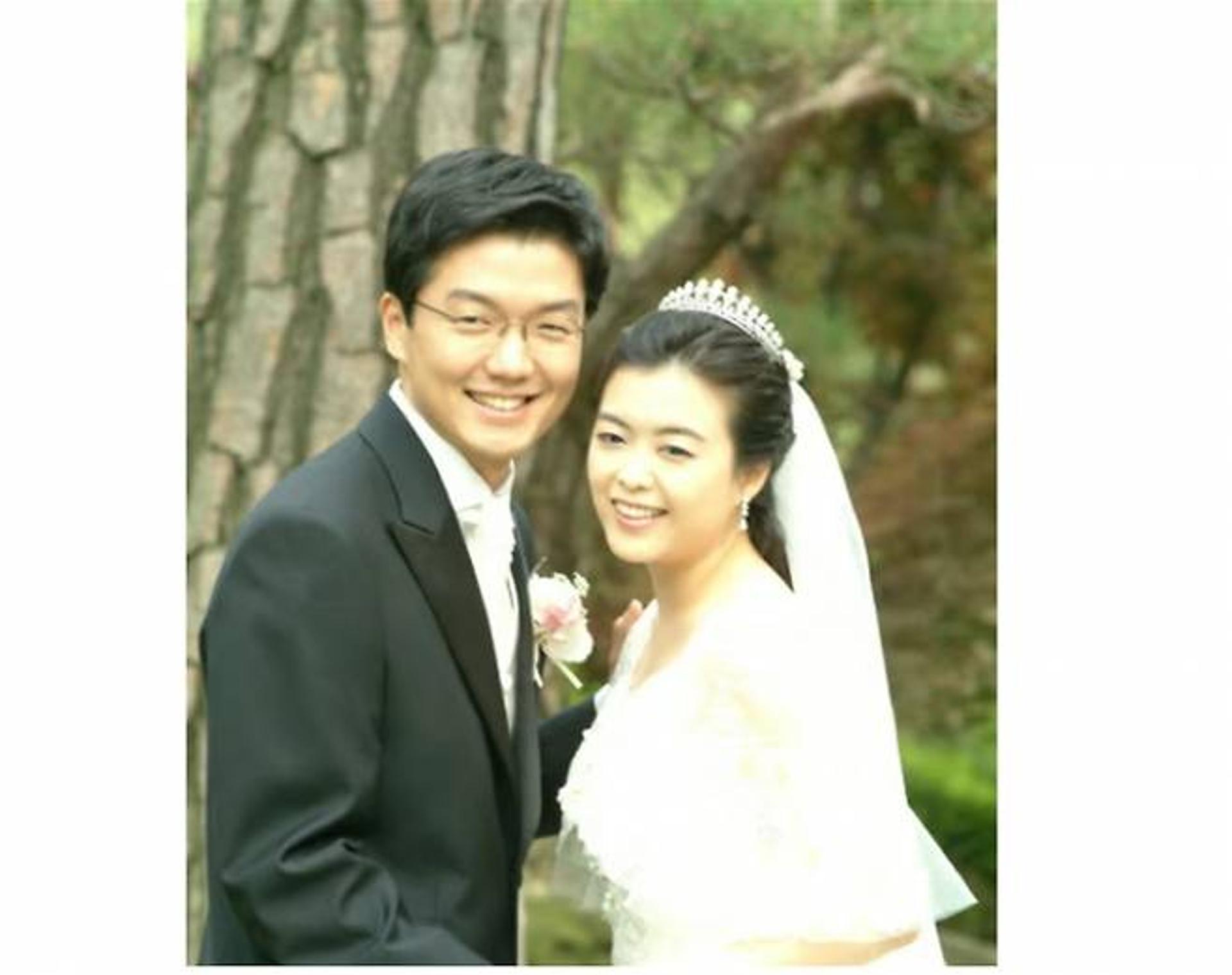 '미공개 정보 이용 혐의' LG 구연경·윤관 부부, 첫 재판서 혐의 부인