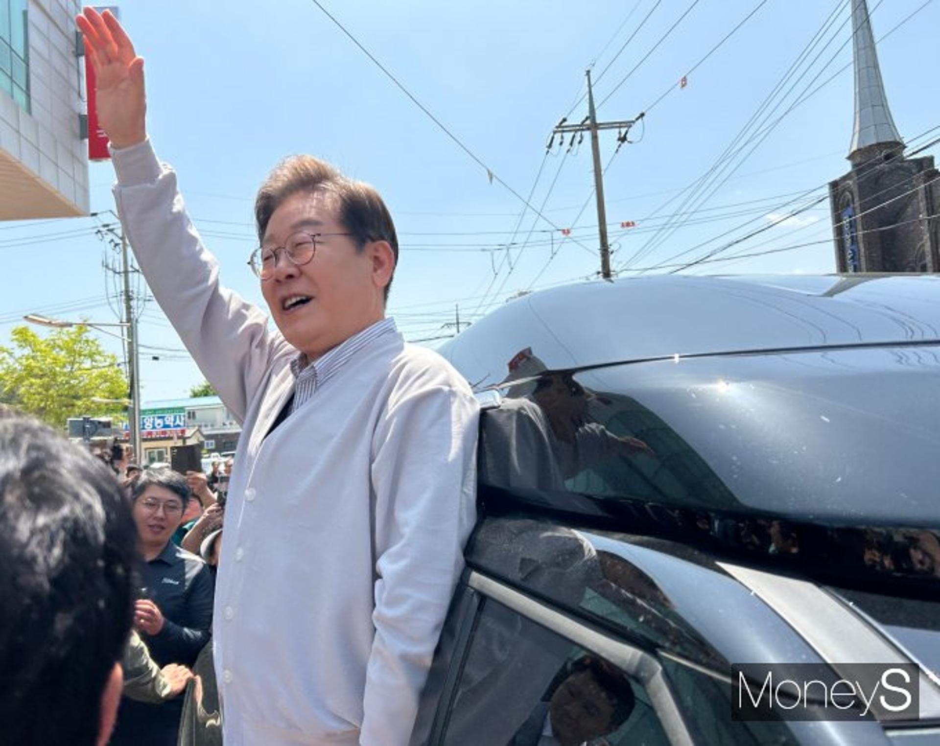 이재명 파기환송심 연기에… 민주당 "당연한 결정, 환영"