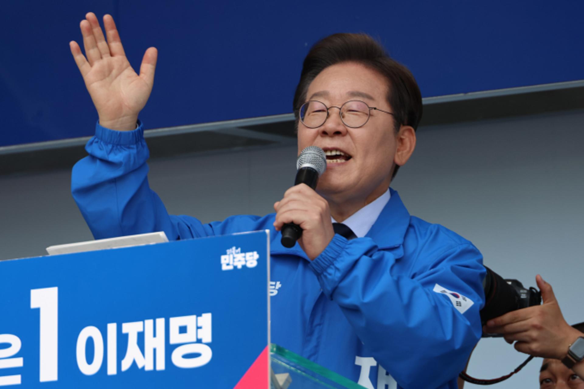 TK 찾은 이재명 "그놈이 그놈 아니다… 준비된 일꾼 뽑아달라"
