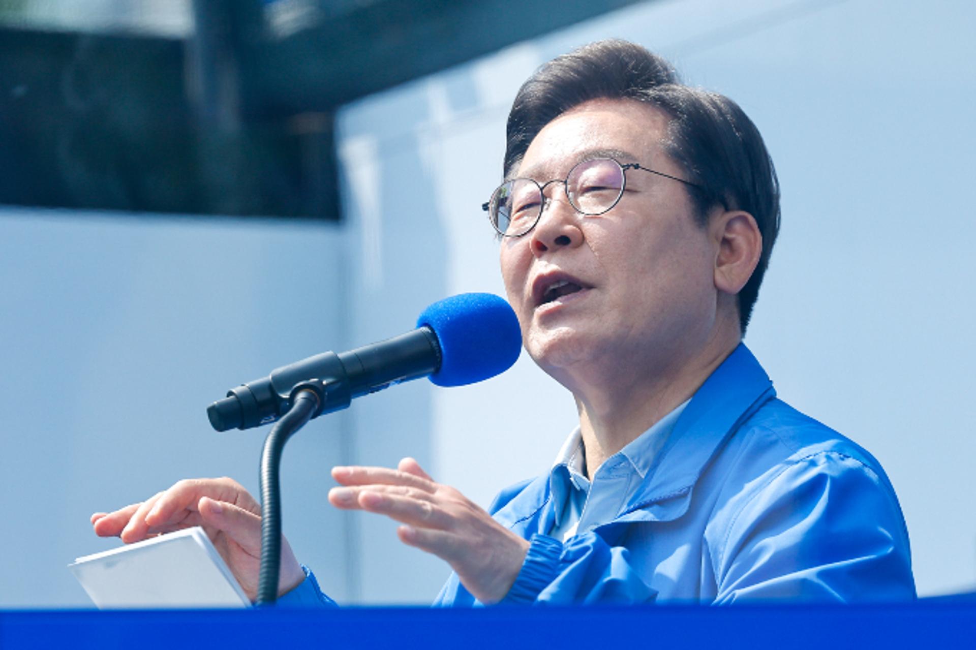 이재명 "입에 올릴 수 없는 '혐오의 언어'로 채워져… 낡디낡은 정치"