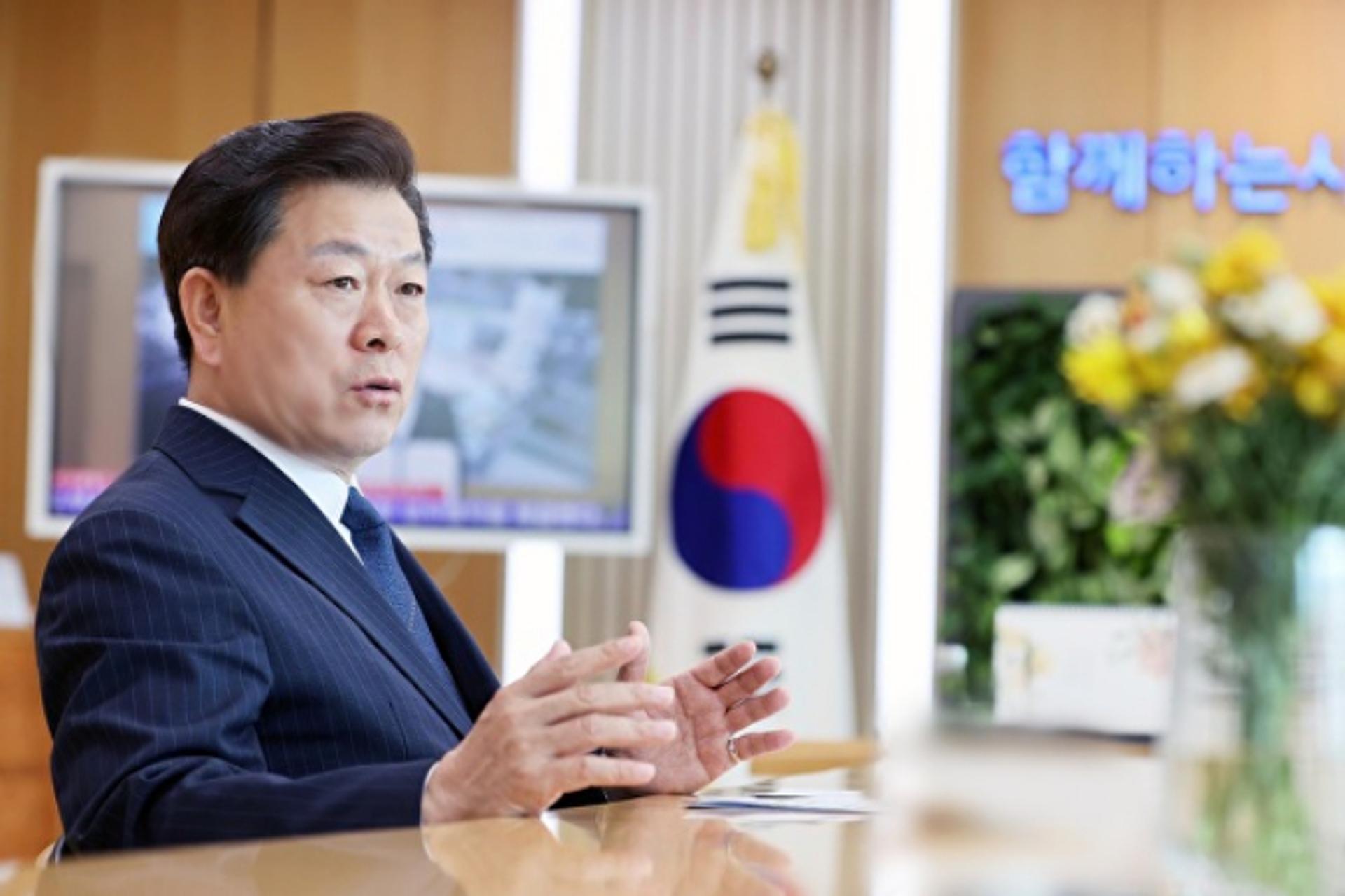 박승원 광명시장, 시의회에 '투자유치과 신설' 의결 촉구