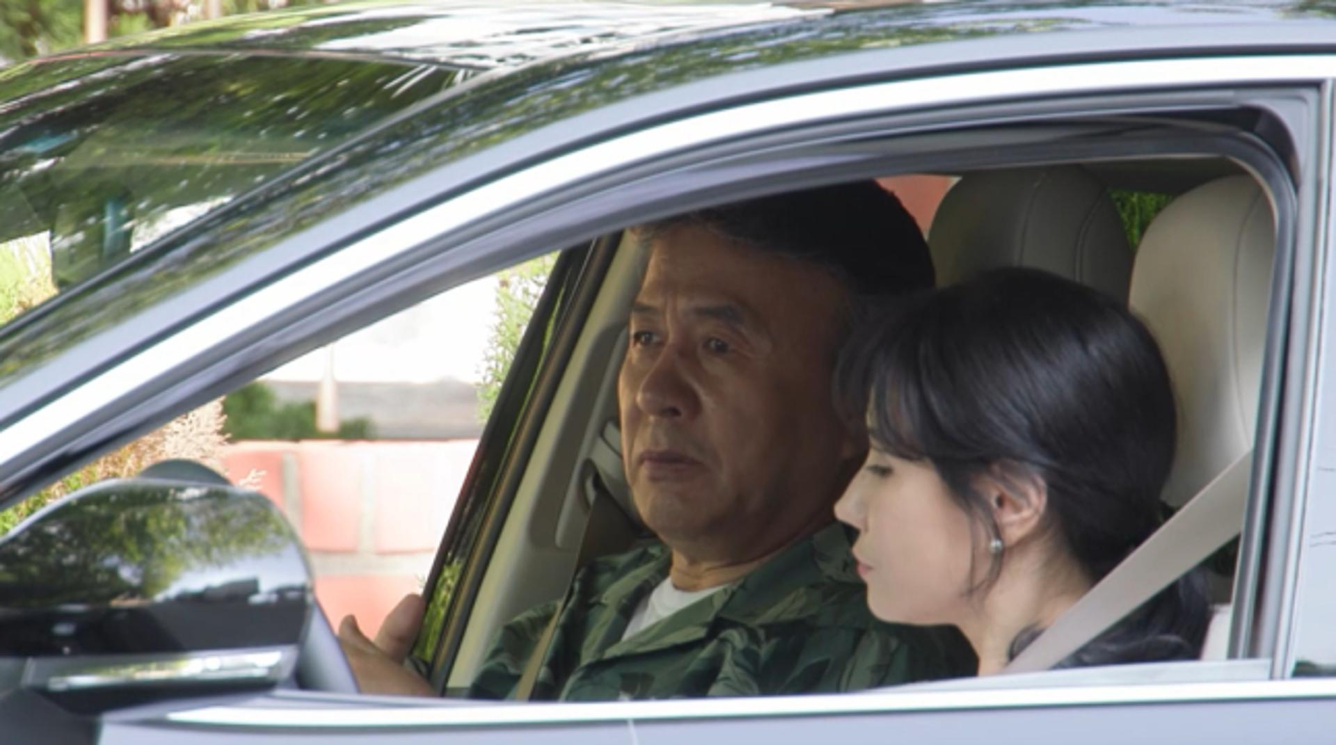 "데미 무어 닮은꼴"… '73세·4혼' 박영규,♥25세 연하 아내 공개
