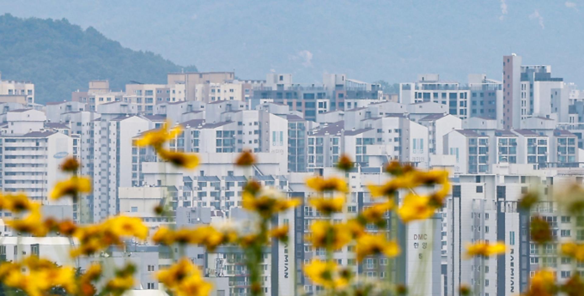 외국인이 산 서울 주택 '2.4만채'… "실거주·자금 검증한다"