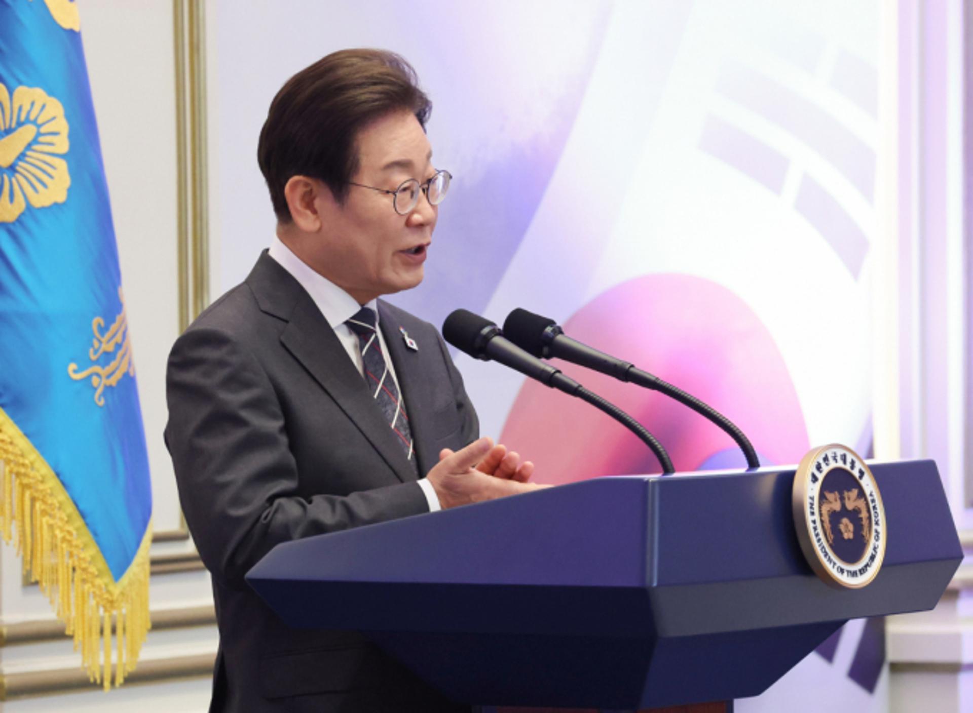 이 대통령, 폭싹 속았수다 김원석 감독·박천휴 작가·조수미 만난다