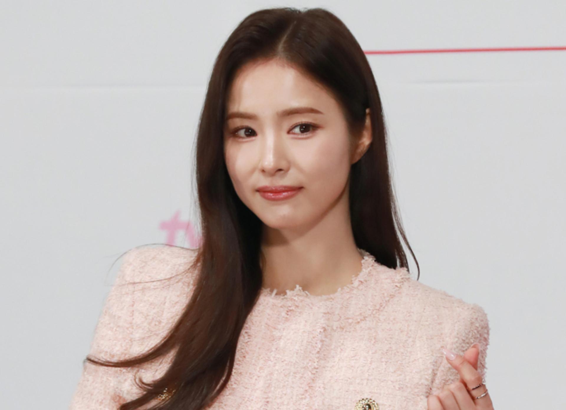 "신세경 얼굴에 염산 테러" 악플 450개 올린 30대 여성 실형… 징역 8개월