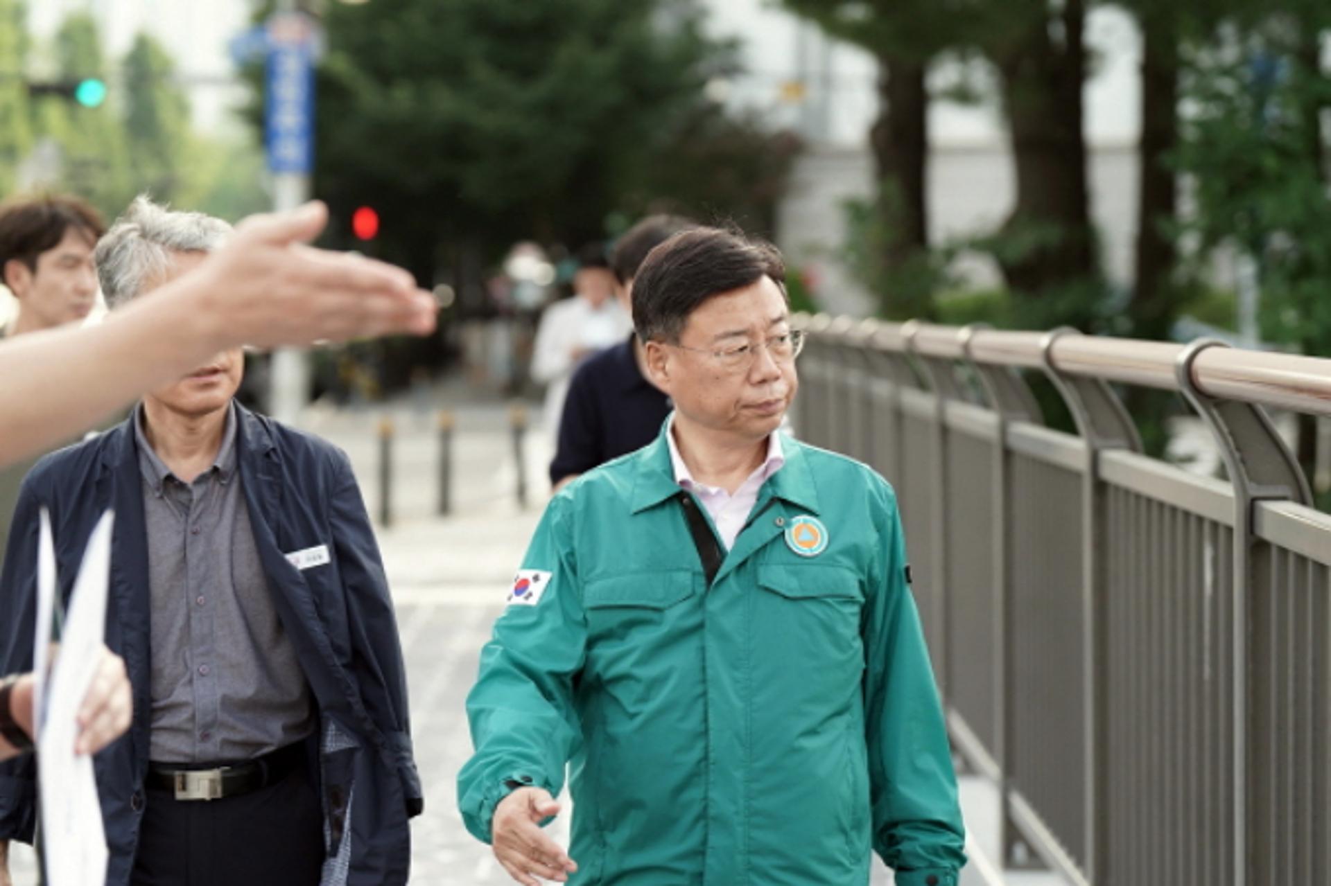 성남시, 구미동 무지개마을 앞 탄천 보도교 설치