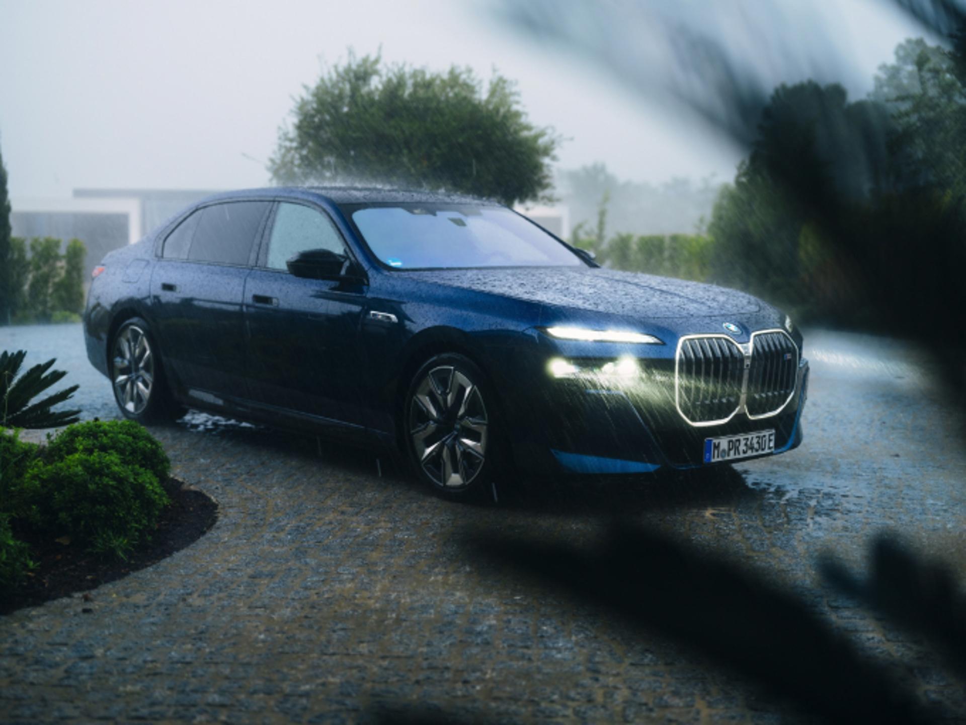 BMW 침수 피해 고객은 9월30일까지 특별지원 받는다