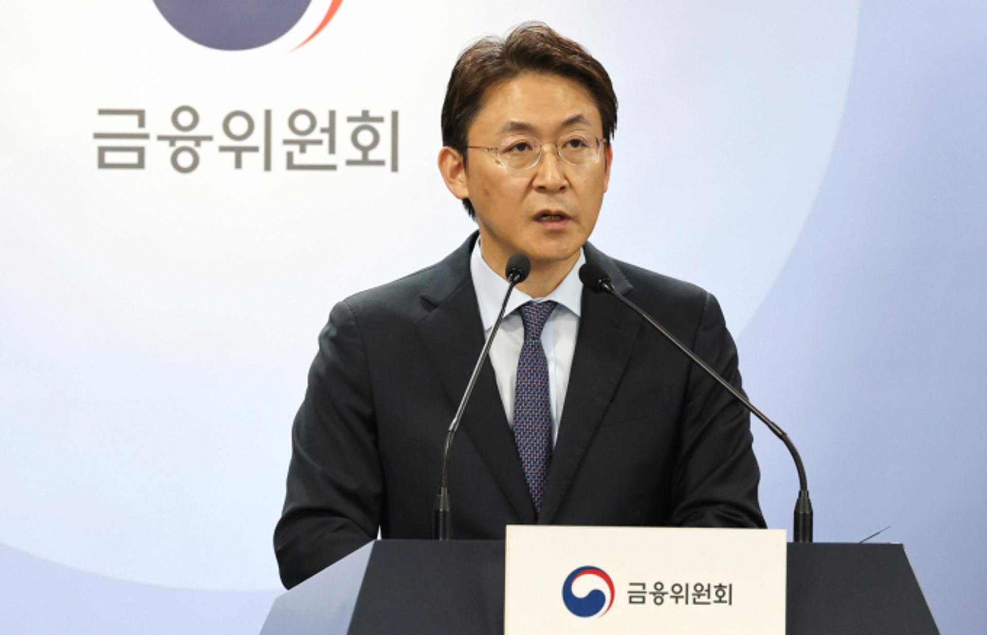 대통령, 은행 이자장사 경고… 권대영 "생산적 금융 확대 위해 규제 재검토"