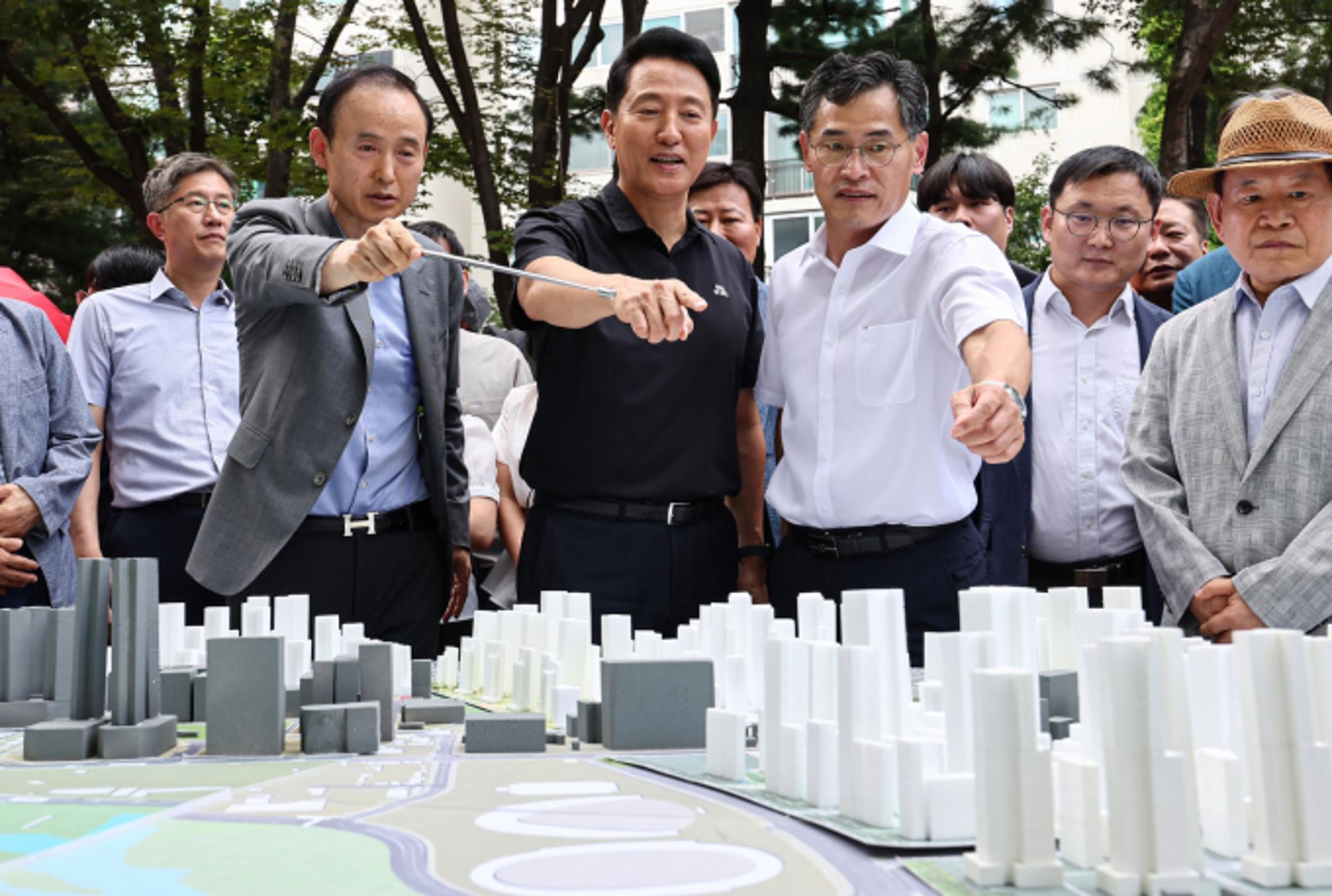 오세훈 서울시장 "목동 재건축 7년 앞당긴다"… 정비사업 속도전
