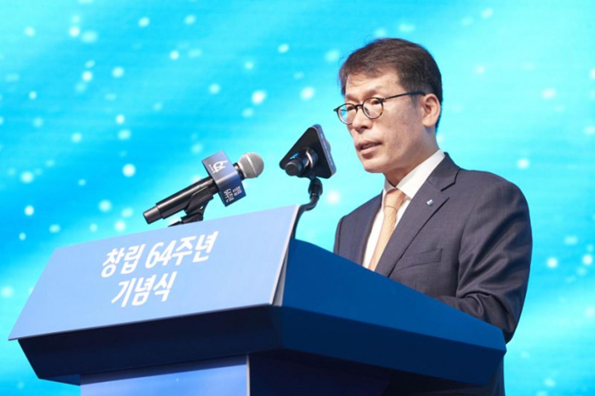 '창립 64주년' 김성태 기업은행장 "관세 피해 중소기업 위기 극복 앞장"
