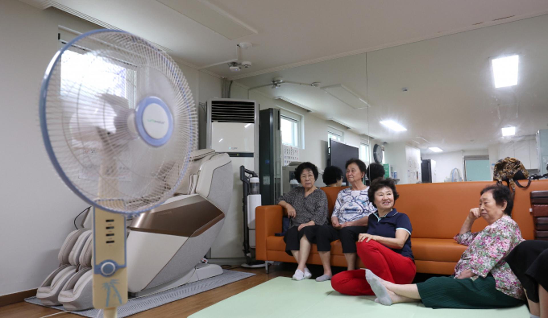 주말에 문 여는 '서울 무더위쉼터' 더 늘린다