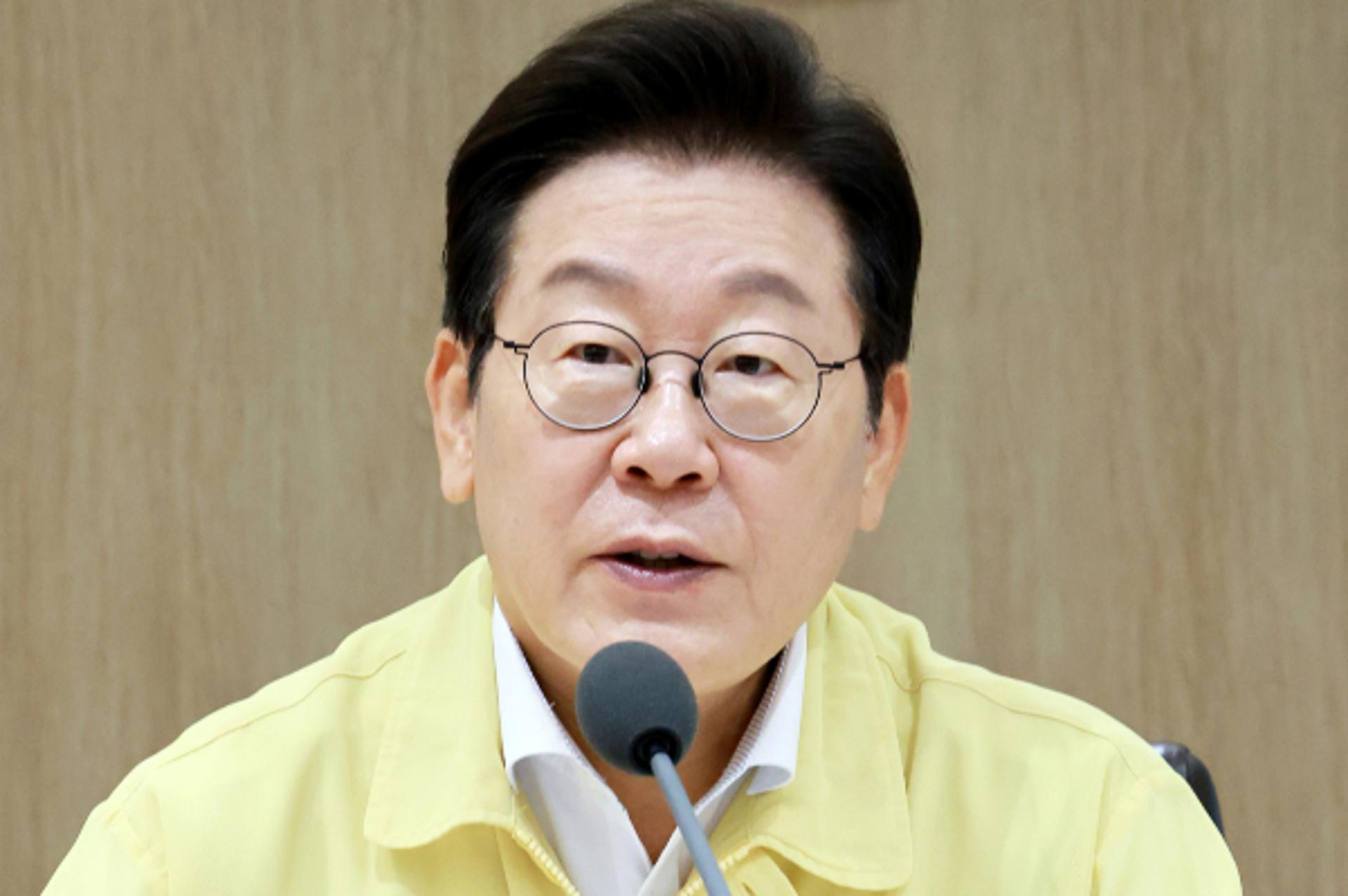 이 대통령 지지율 51.1% '취임 후 최저'… 광복절 특사 여파