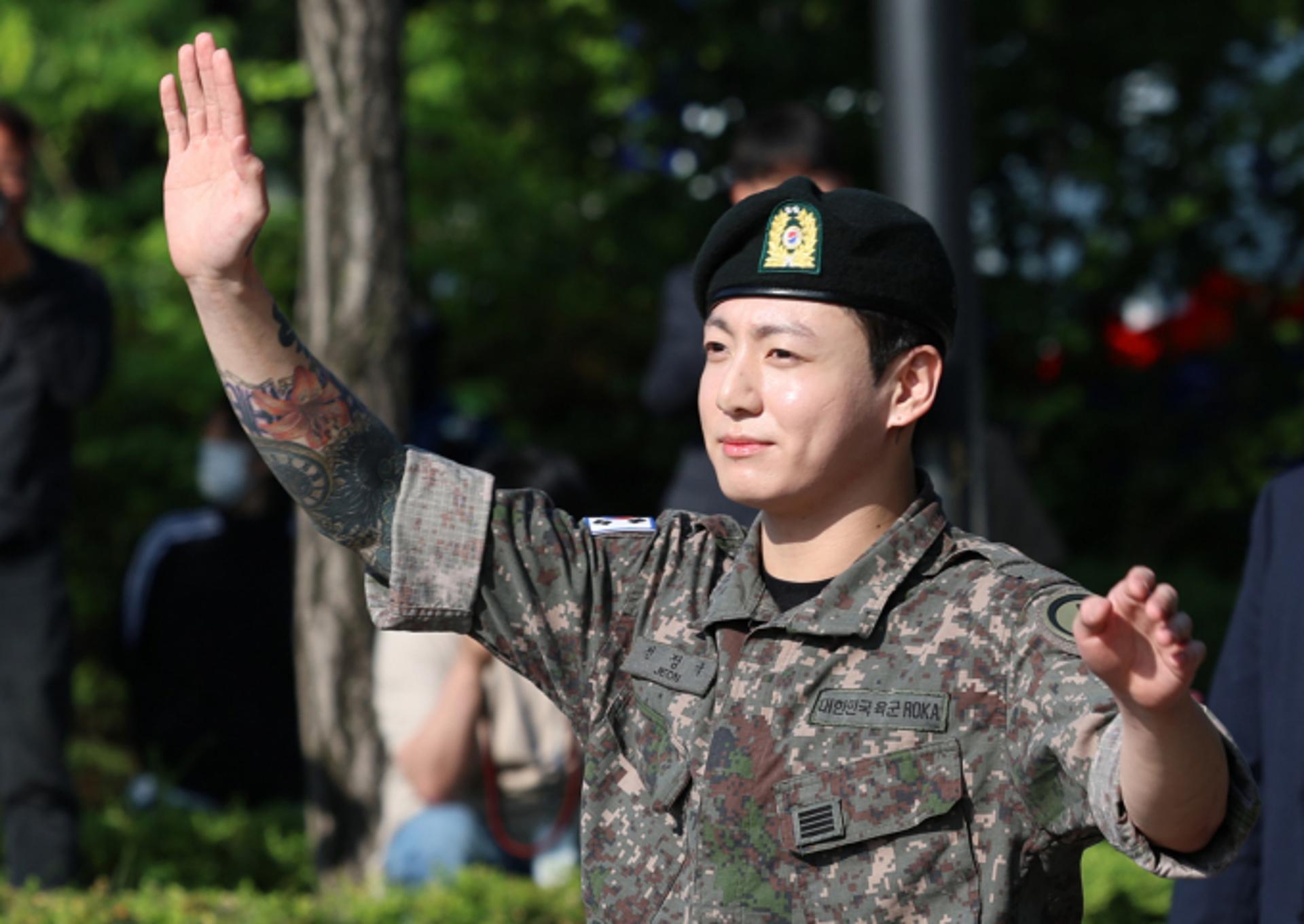 BTS 정국, 또다시 '사생팬' 피해… 40대 여성 자택 침입 체포