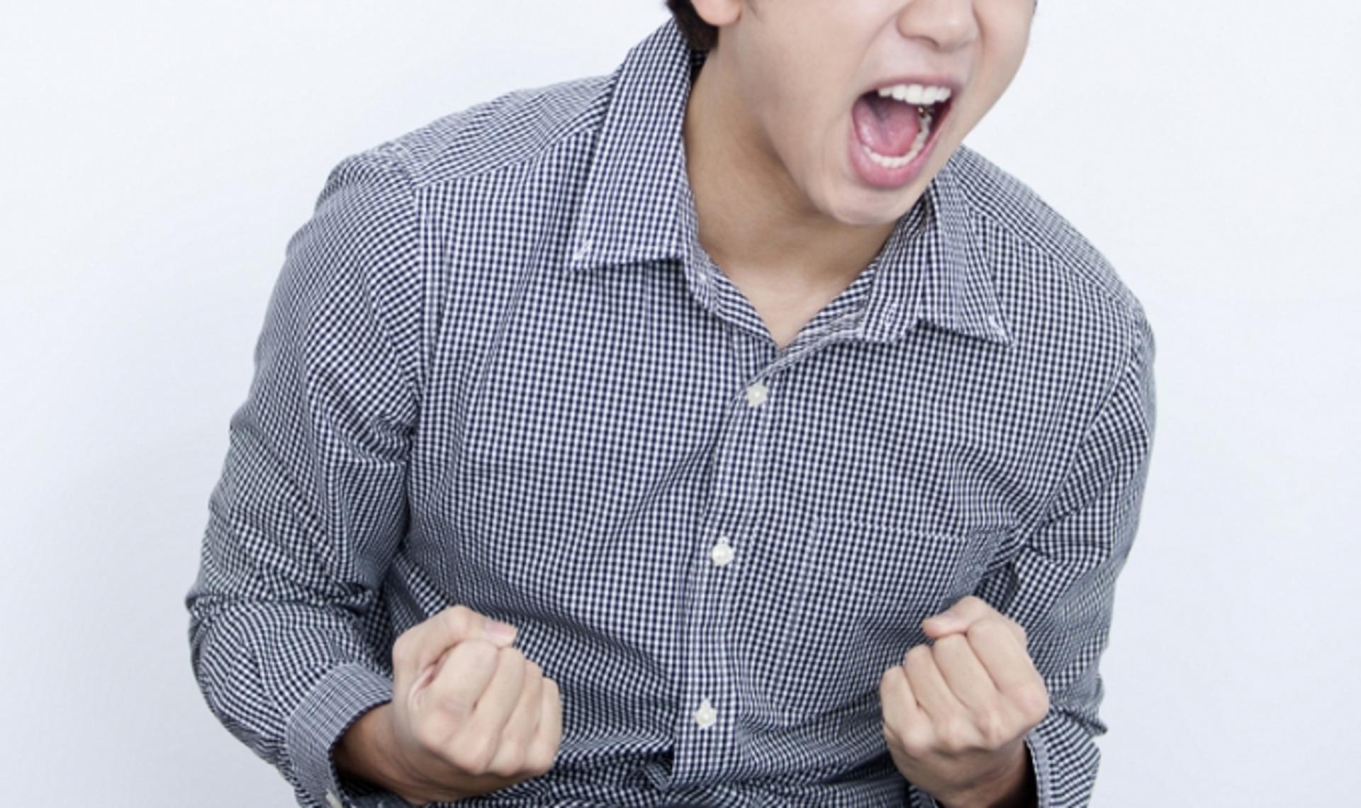 "나보다 잘생겼냐!"… 아내 내연남 집 찾아가 소란 피운 남성, 그 끝은