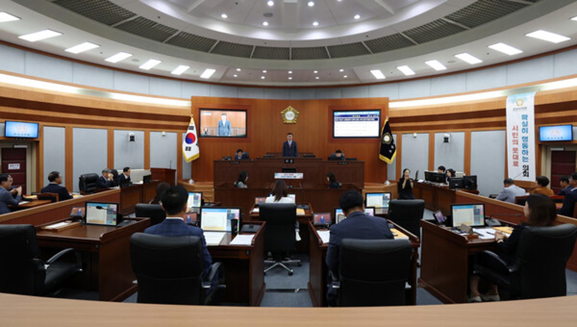 [오산시의회 소식] 제296회 임시회 개회…조례안 등 심의